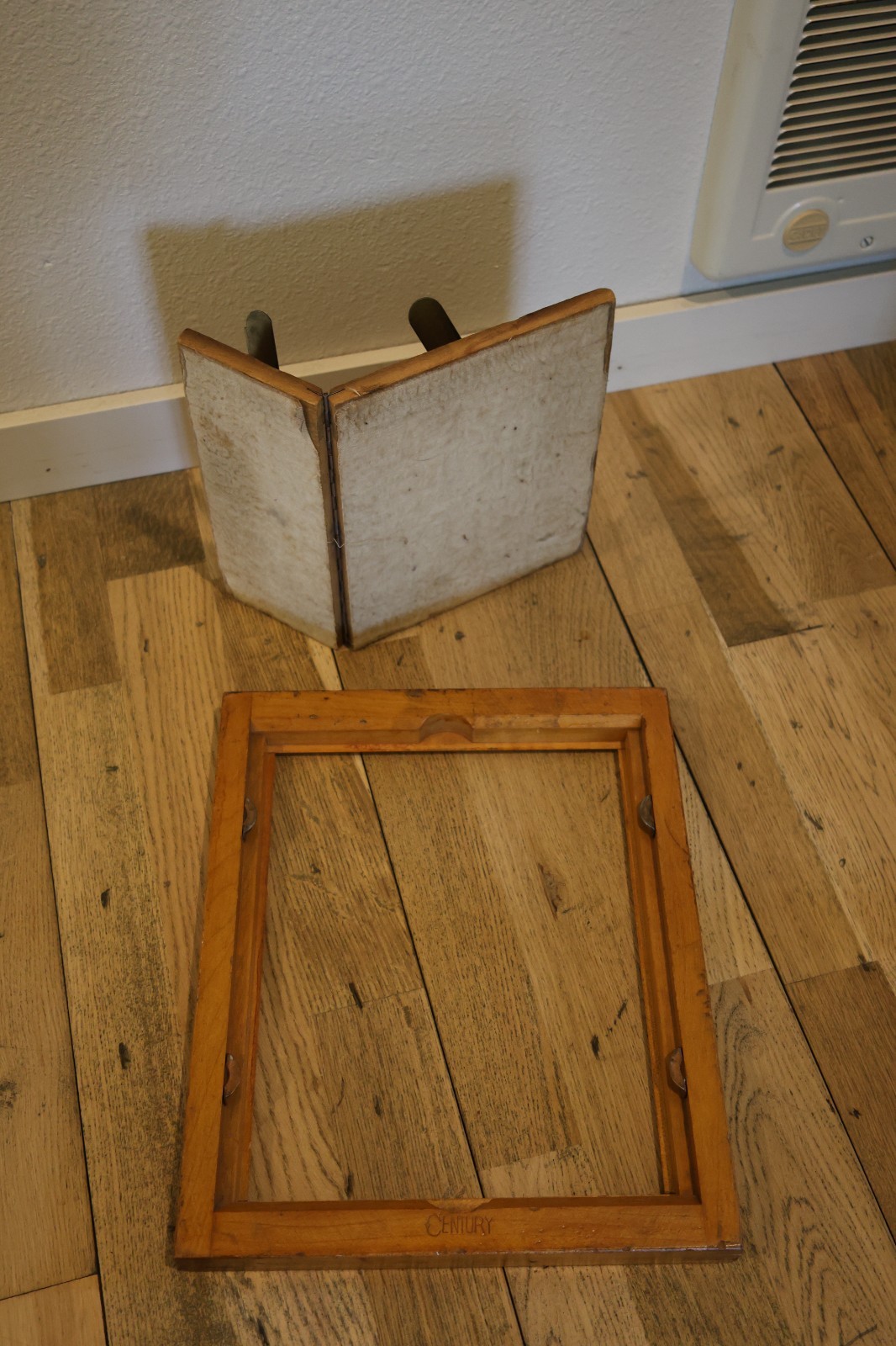 Century 8×10 Printing Frame 2pc Birds Eye Maple & Maple No Glass 1pc Studio