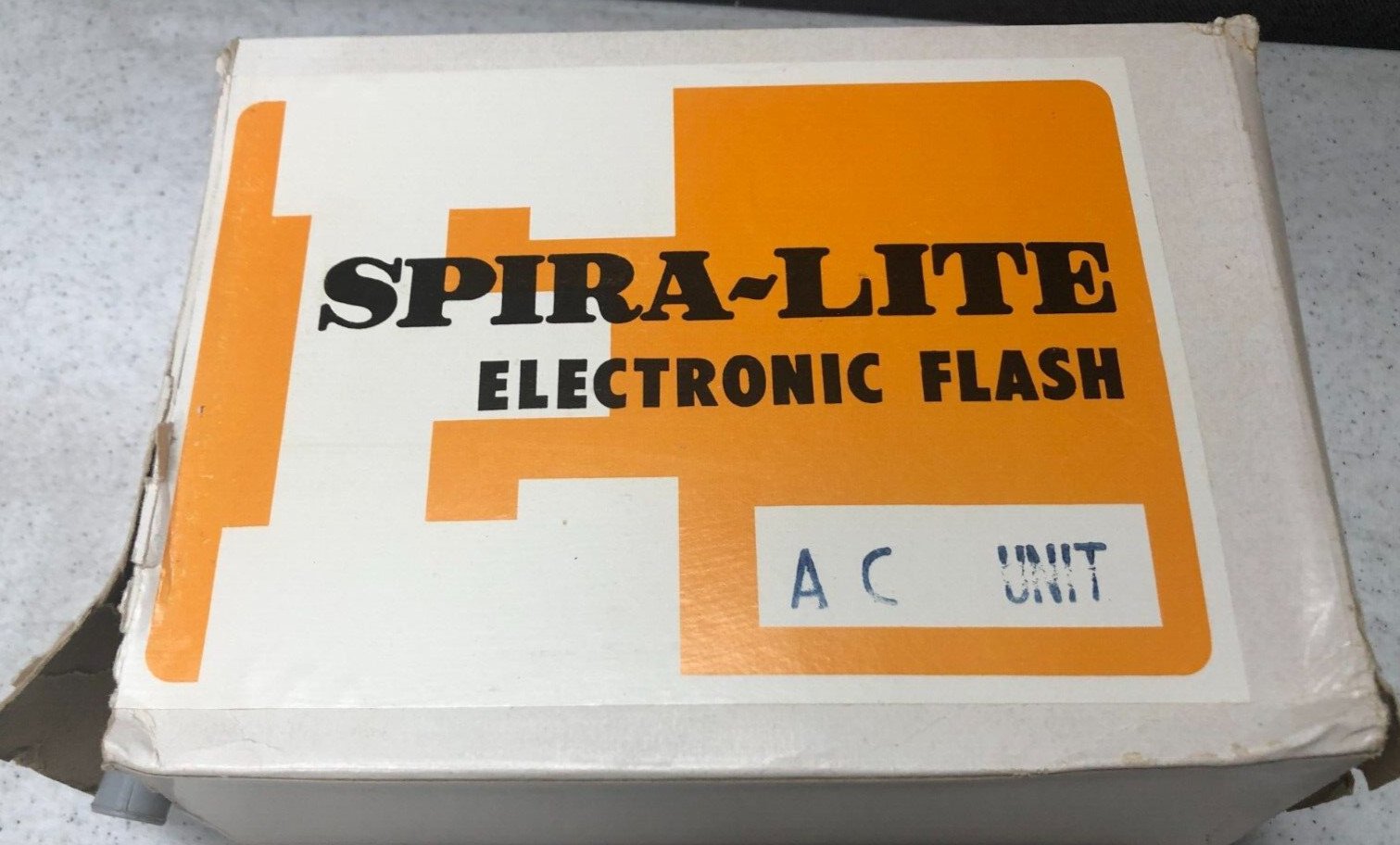 Vtg Spira Lite Electronic Flash only & Instructions no battery pack