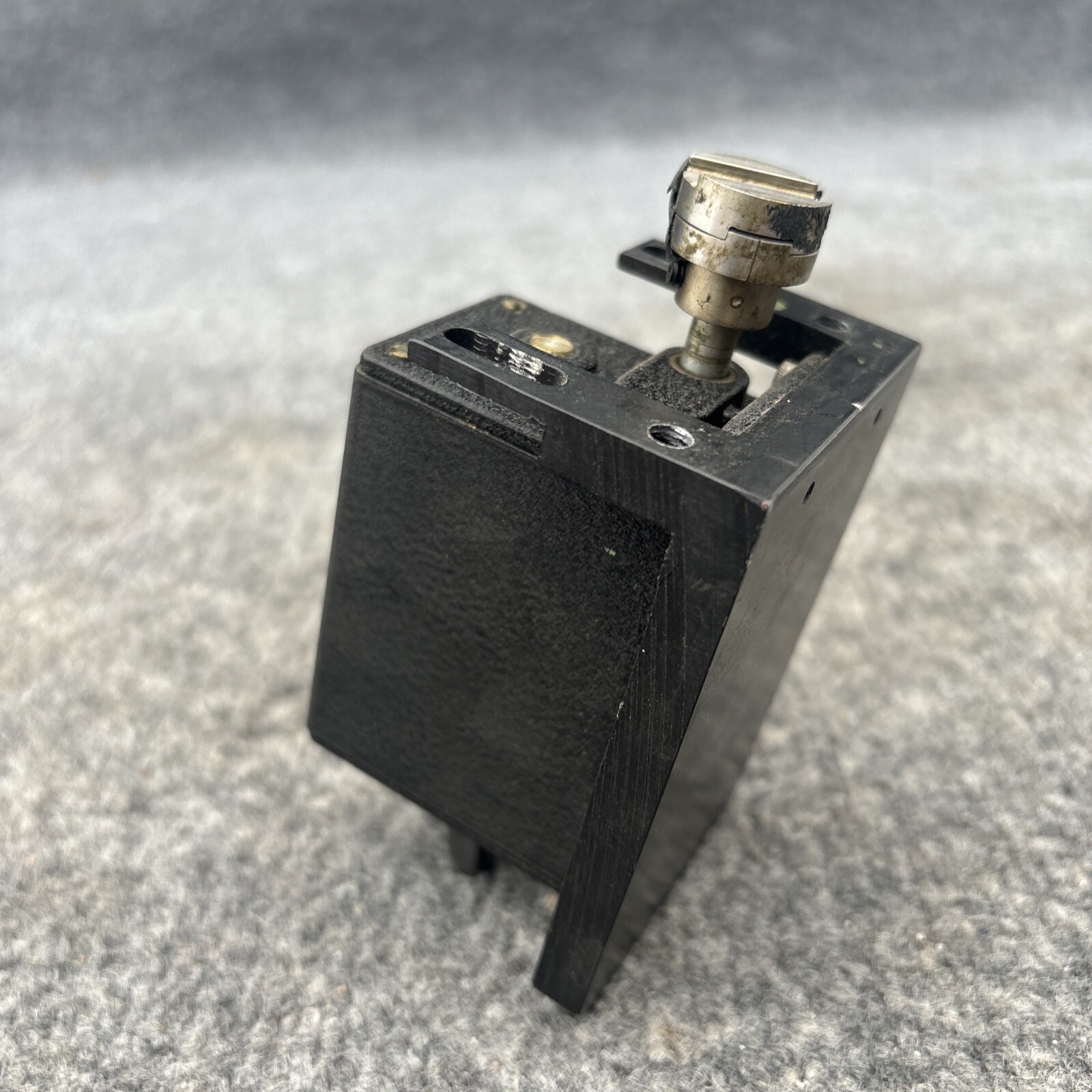Veeder-Root CV-292-H6024 Vintage 4 digit Analog Counter Used