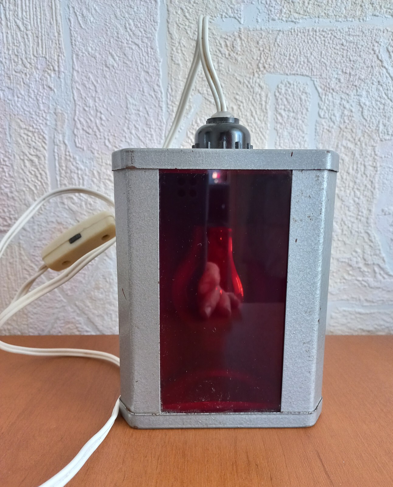Soviet Vintage Red Lantern for Photo Printing 1980s USSR antique