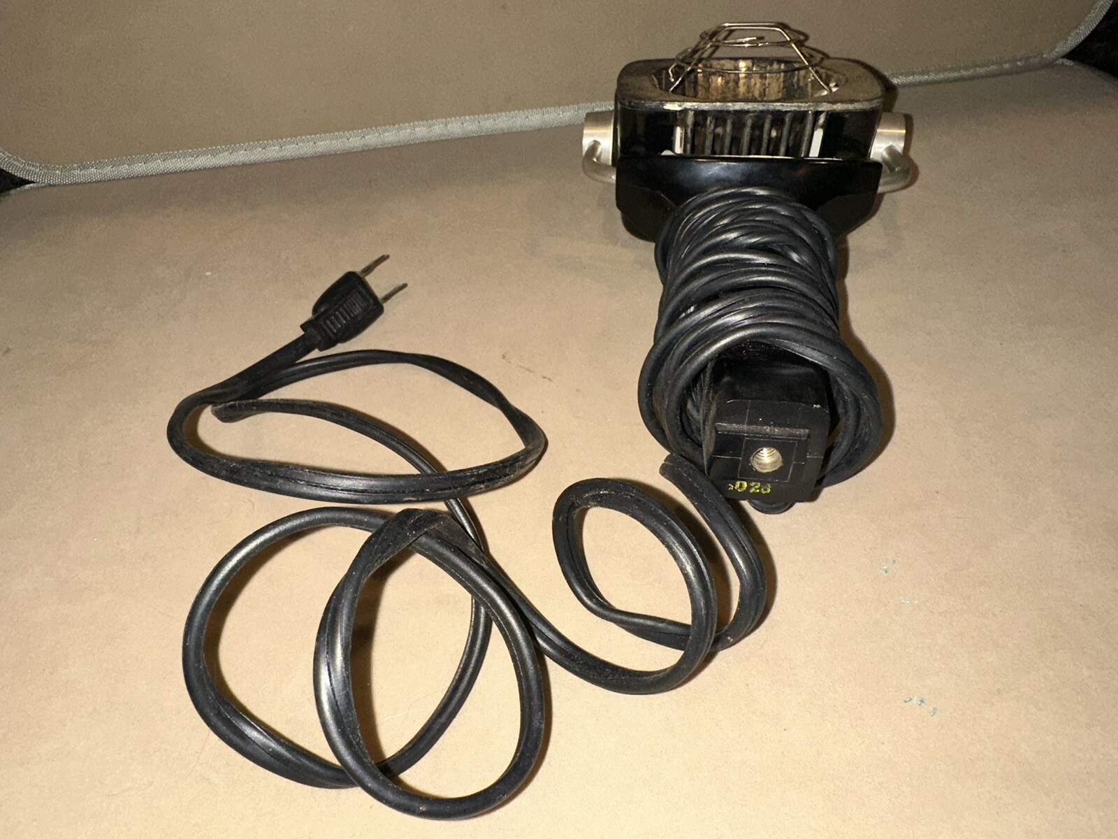 Vintage Sylvania Sun Gun SG-1 Movie Camera Light Tested WORKING