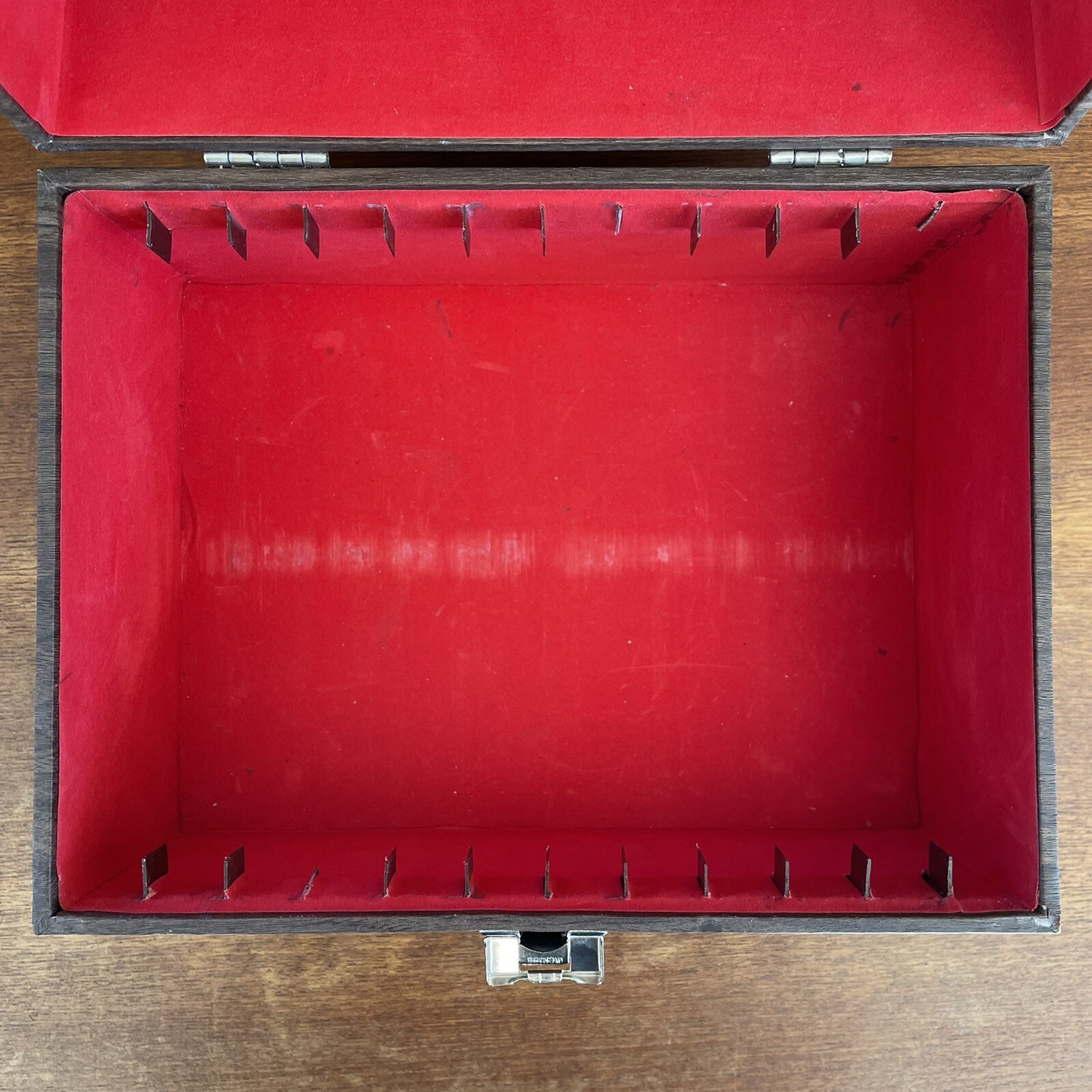 8mm Vintage Film Case Faux Wood Finish Red Felt Holds 12 Seven Inch Reels