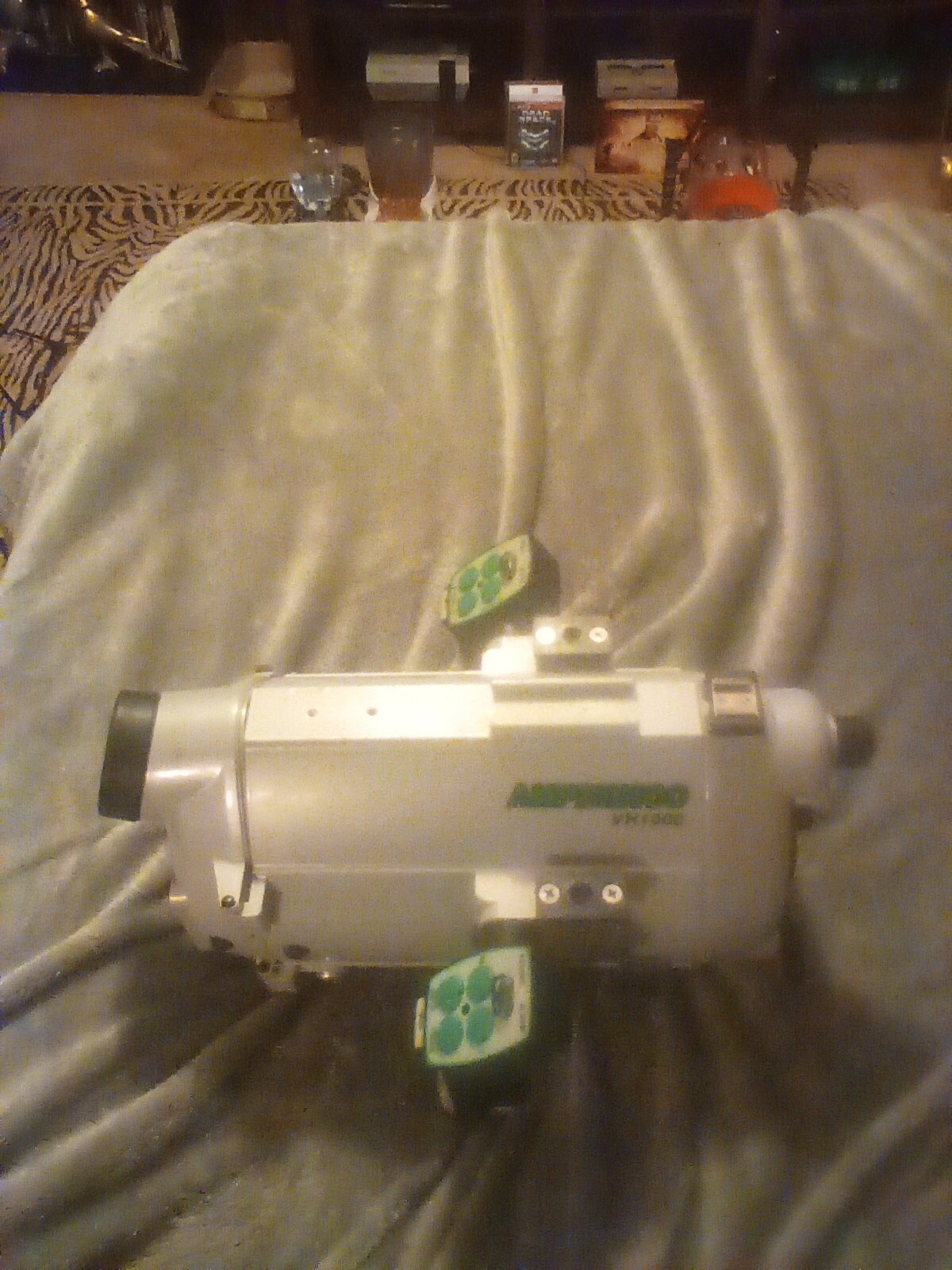 Amphib100 vh1000 3CCD digital video underwater camera housing