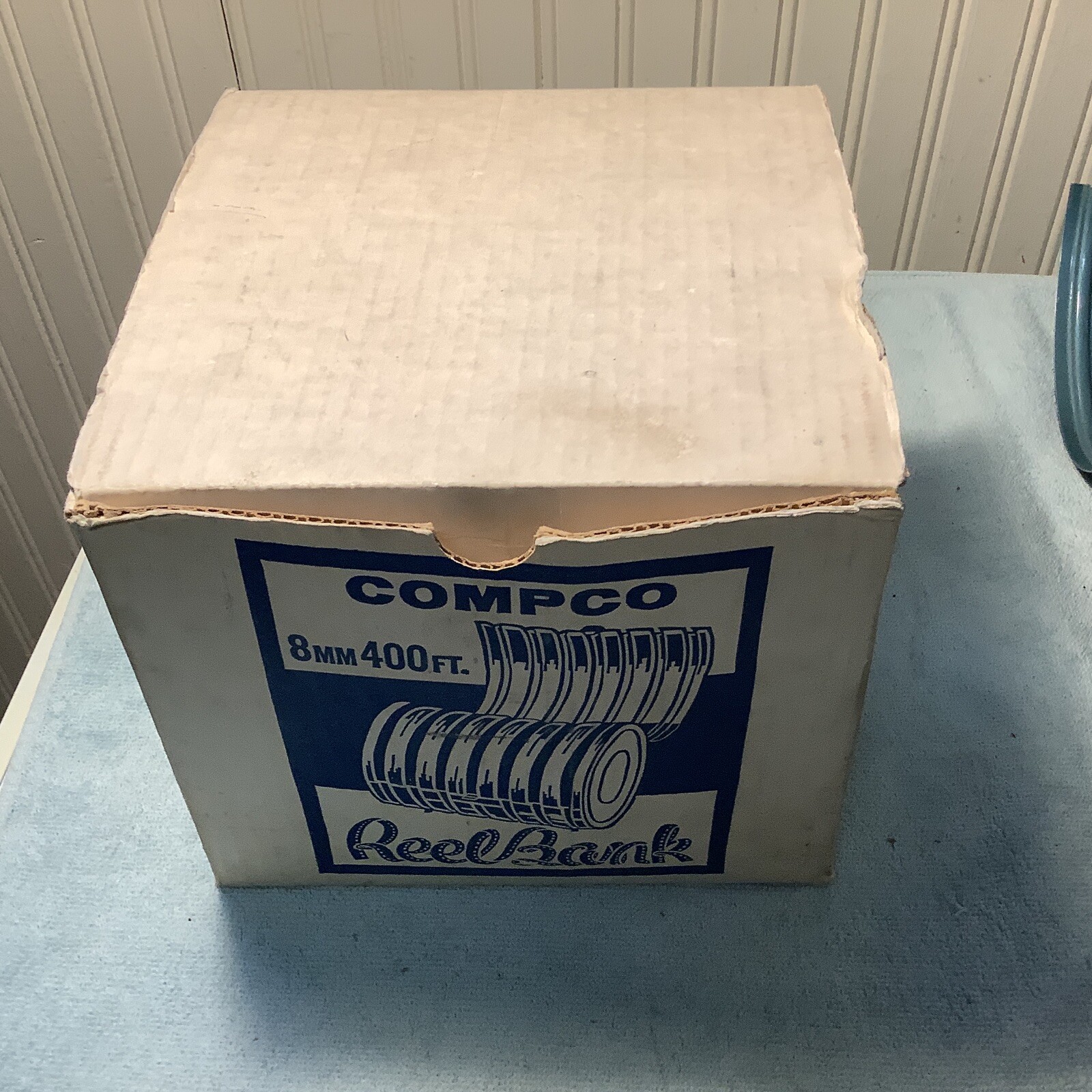 Vintage Light Blue Metal Compco Corp 8mmFilm Reel Bank Chicago USA With Box