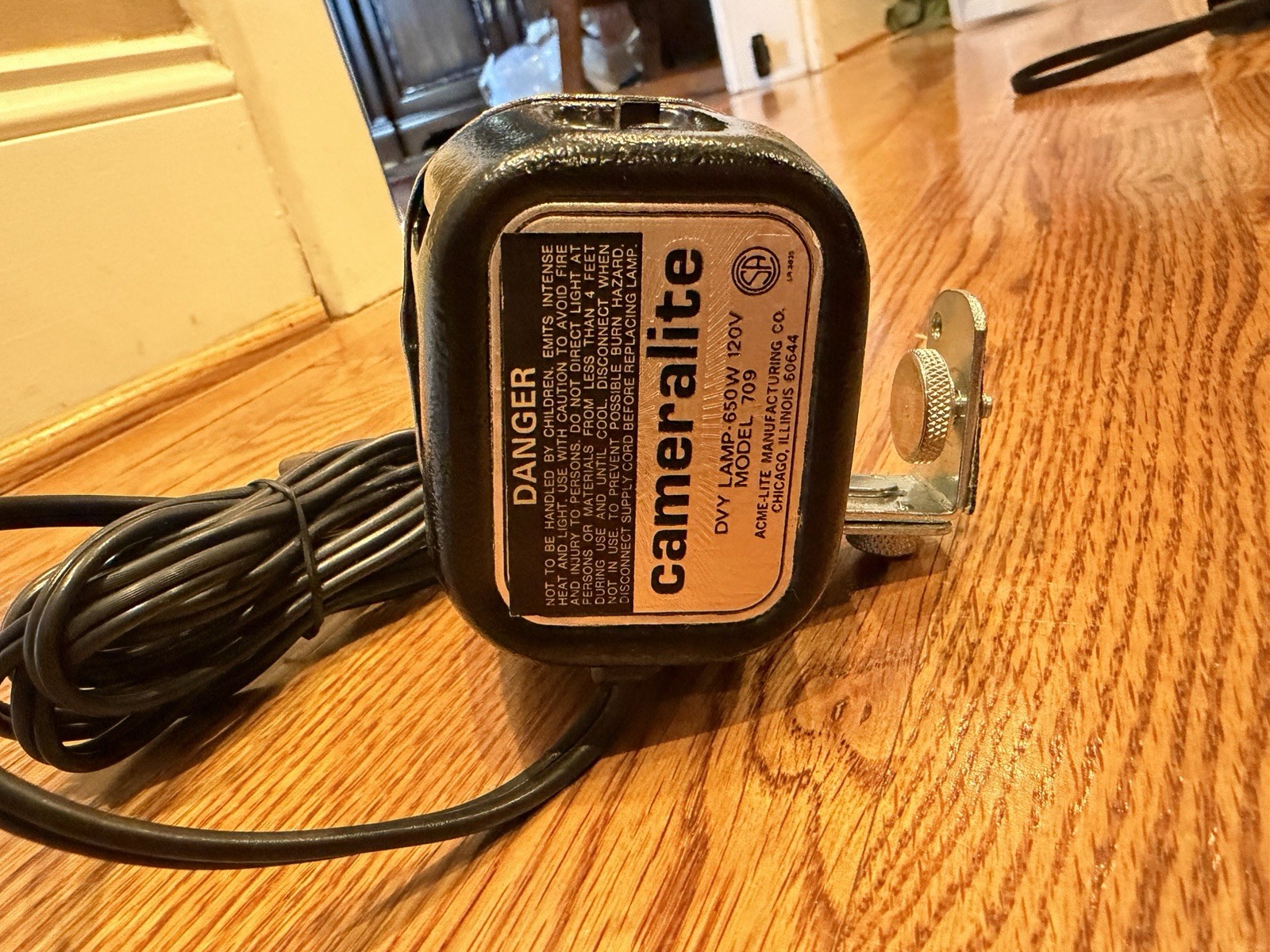Vintage Cameralite Super 8 Movie Camera Light Type DVY 120V 650W Collectible