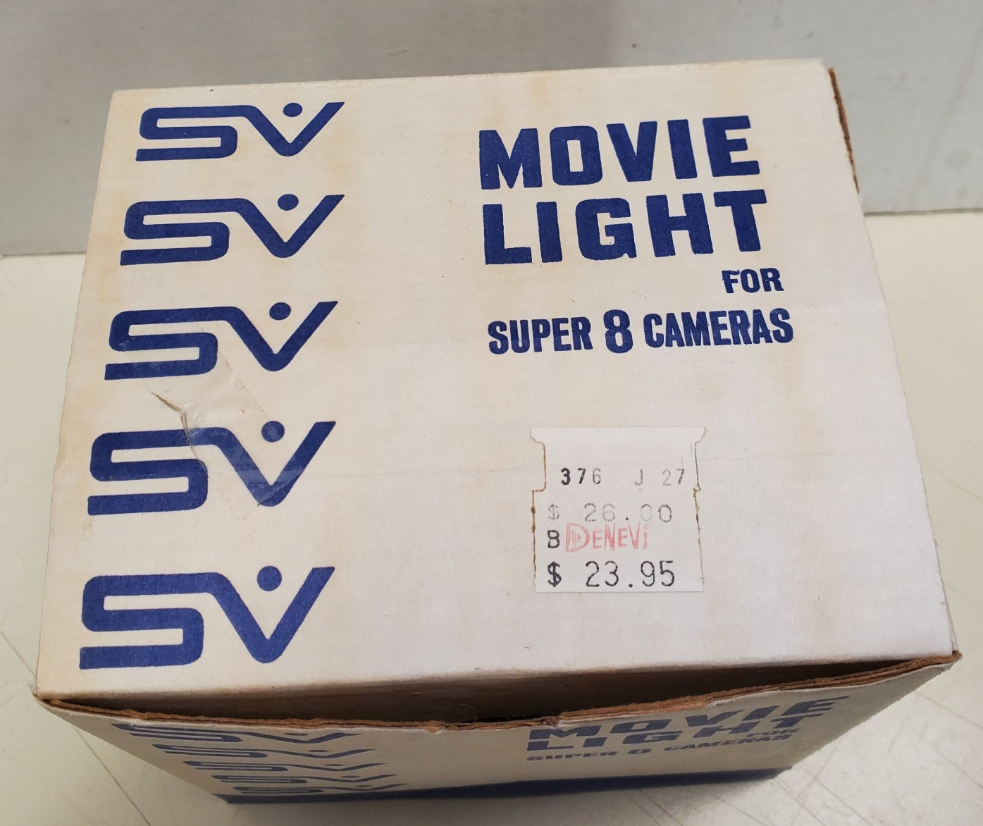 VINTAGE SV SMITH-VICTOR MOVIE LIGHT MODEL S650 FOR SUPER 8 MOVIE CAMERAS W/ BOX