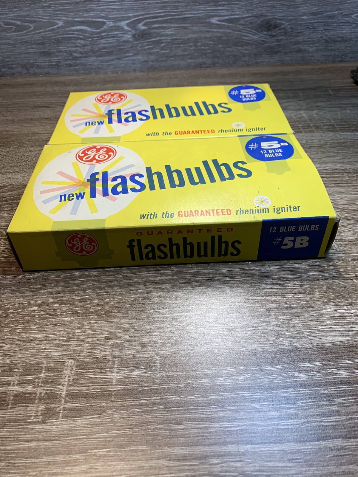 2 DOZEN GENERAL ELECTRIC Number 5B Rhenium Blue FLASH BULBS Vintage