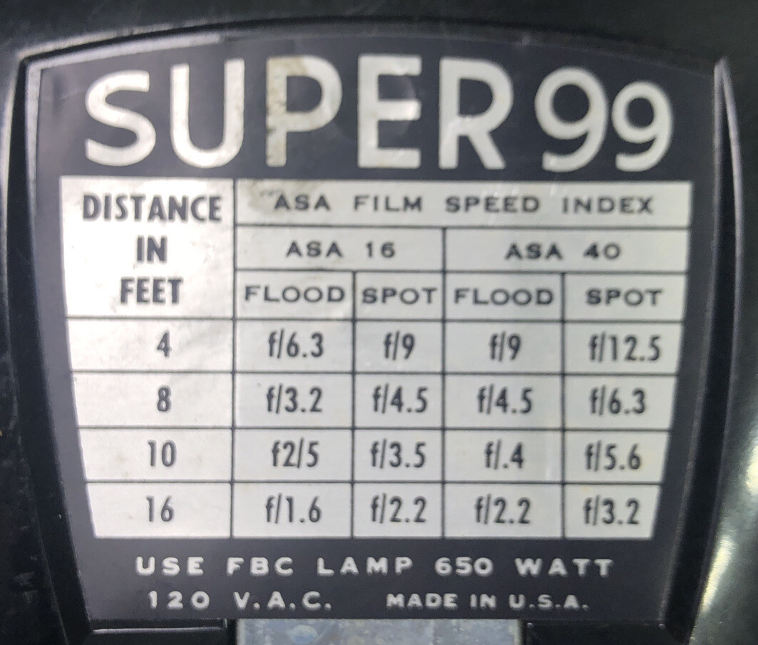 1960s GENERAL ELECTRIC SUPER 99 MOVIE LIGHT fits all cameras DOUBLE BEAM – 650w