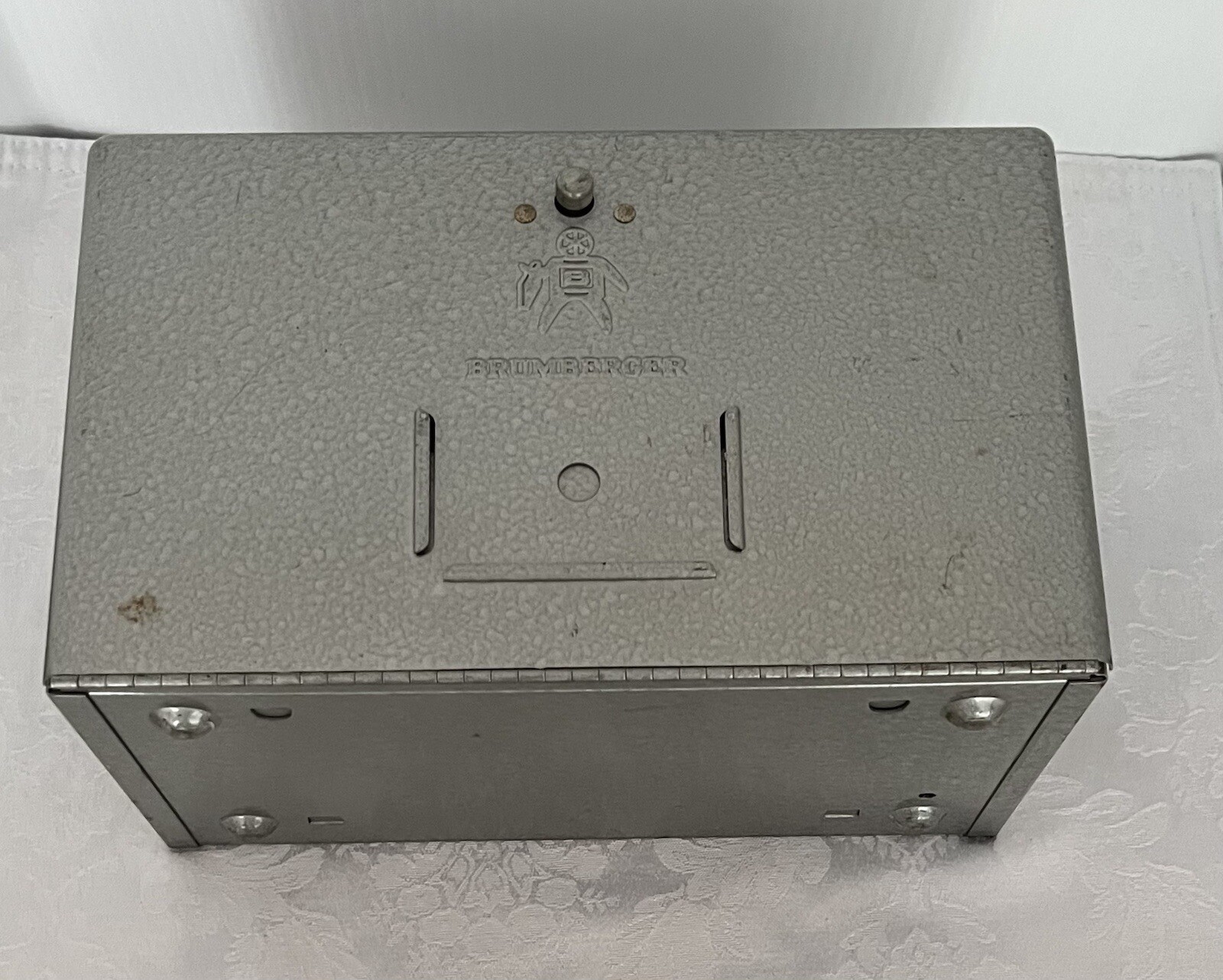 Vintage Brumberger 8mm Film Reel Carry / Storage Case • Holds 12 – 5” Reels