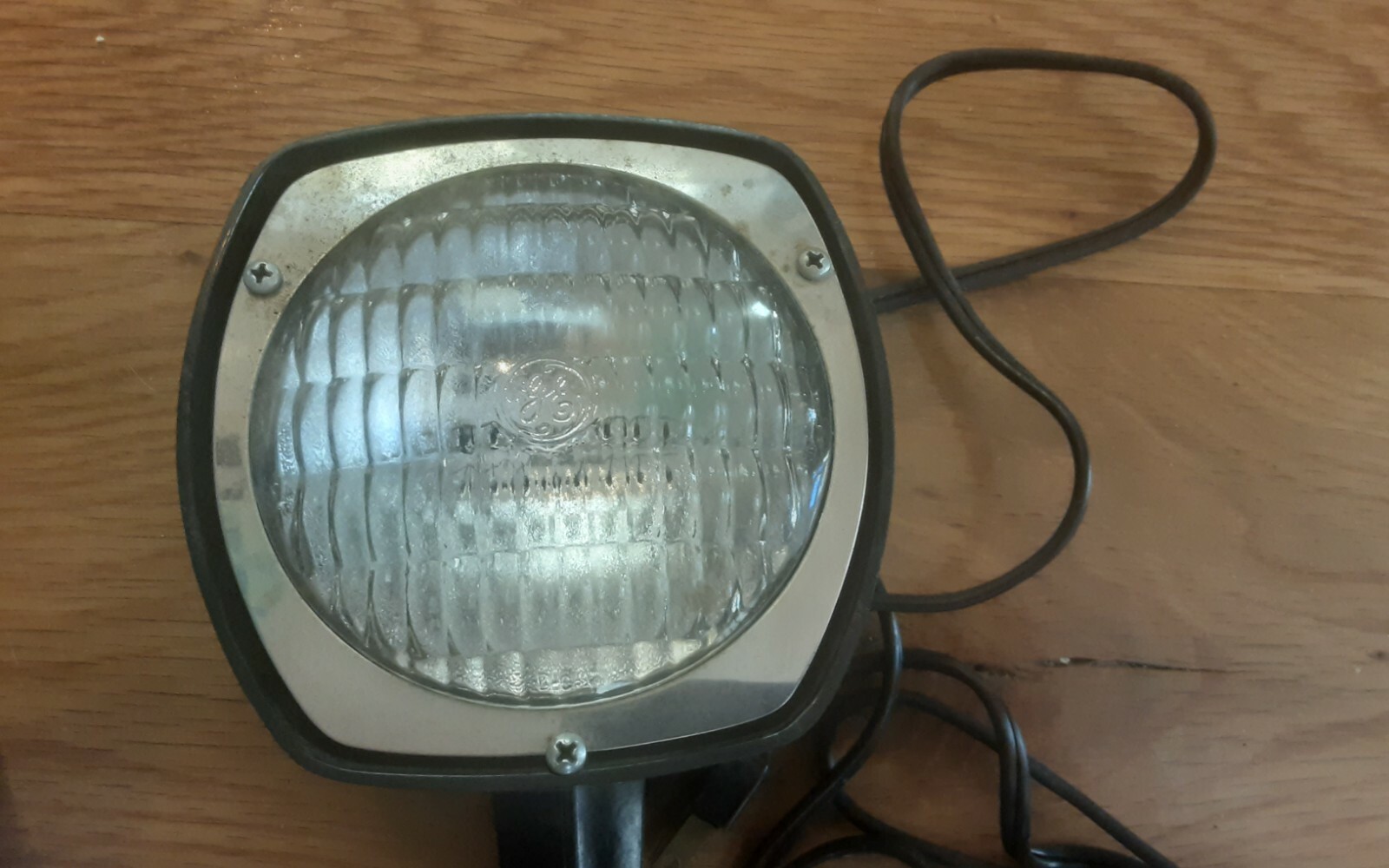 KEYSTONE SEALED BEAM MOVIE LIGHT VINTAGE FOR SUPER 8 MOVIE CAMERAS MODEL 333 NOS