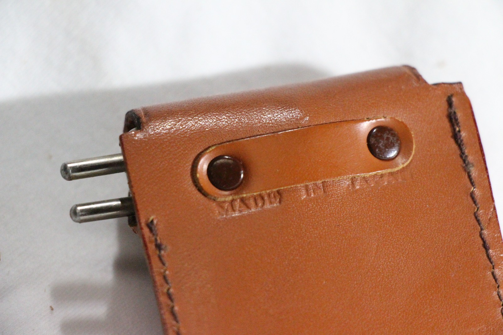 Vintage Kalimar Camera 32X Flash Booster in Leather Pouch