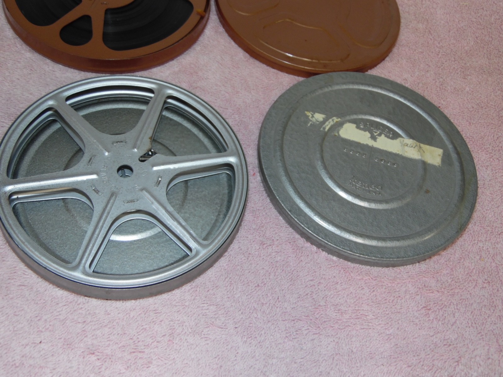 4 Vtg Metal 8mm Reel Canisters – 3 Have Mystery Film