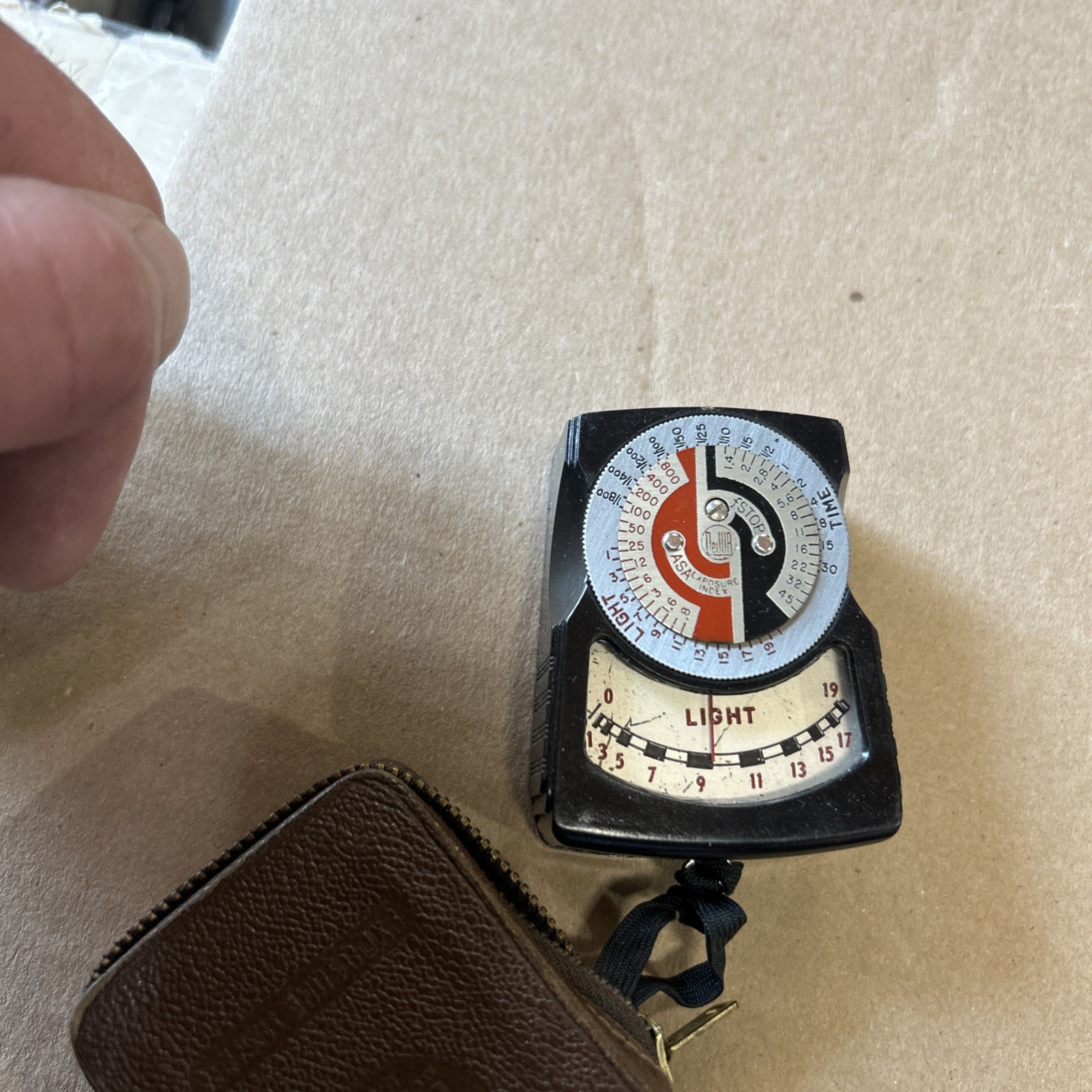 Vintage DeJur Amsco Model 5-B Light Meter Works w/ Case USA