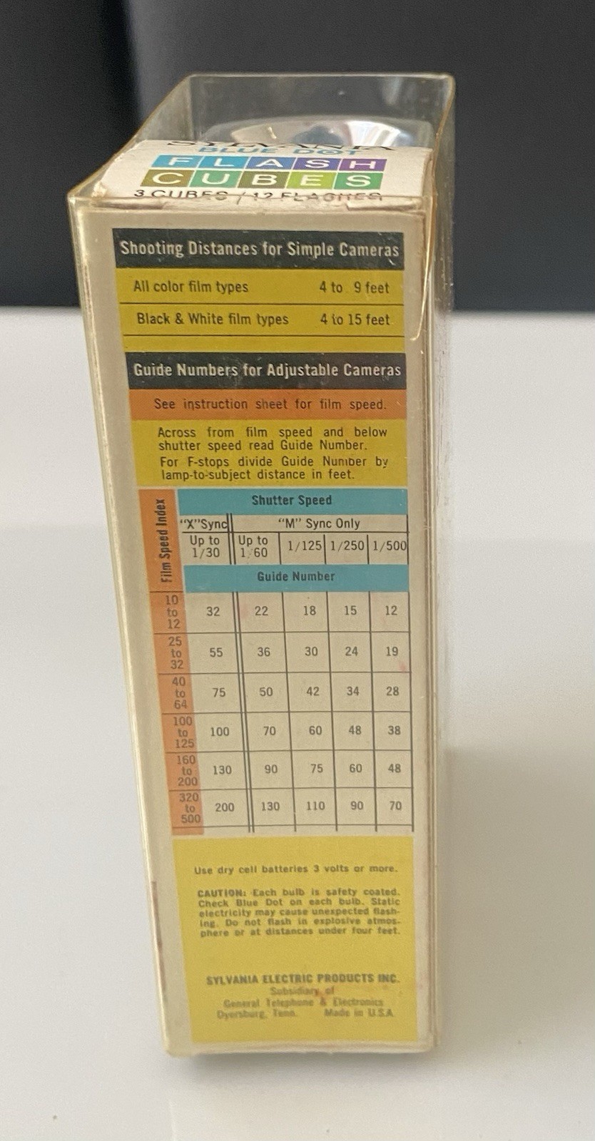 Flashcubes Sylvania Blue Dot 3 Cubes, 12 Flashes Vintage Camera Photo