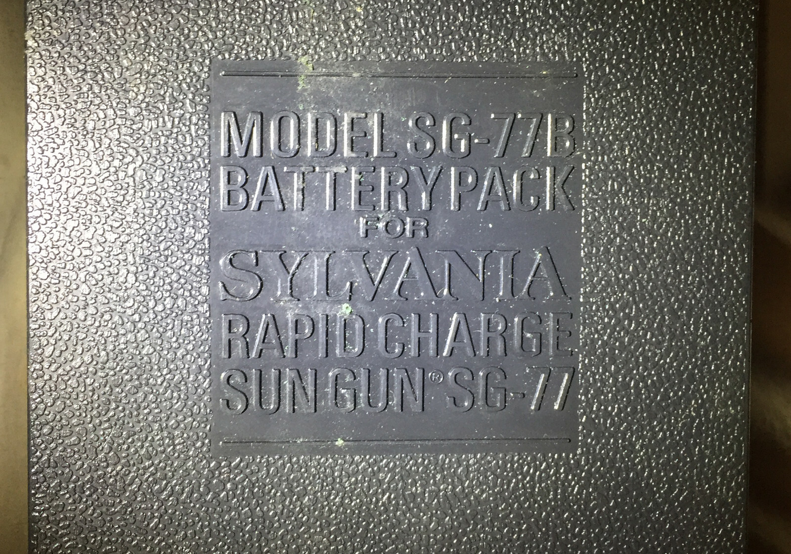 Vintage Sylvania Sun Gun SG-77A Movie Light with Charger Battery Pack, Prop?