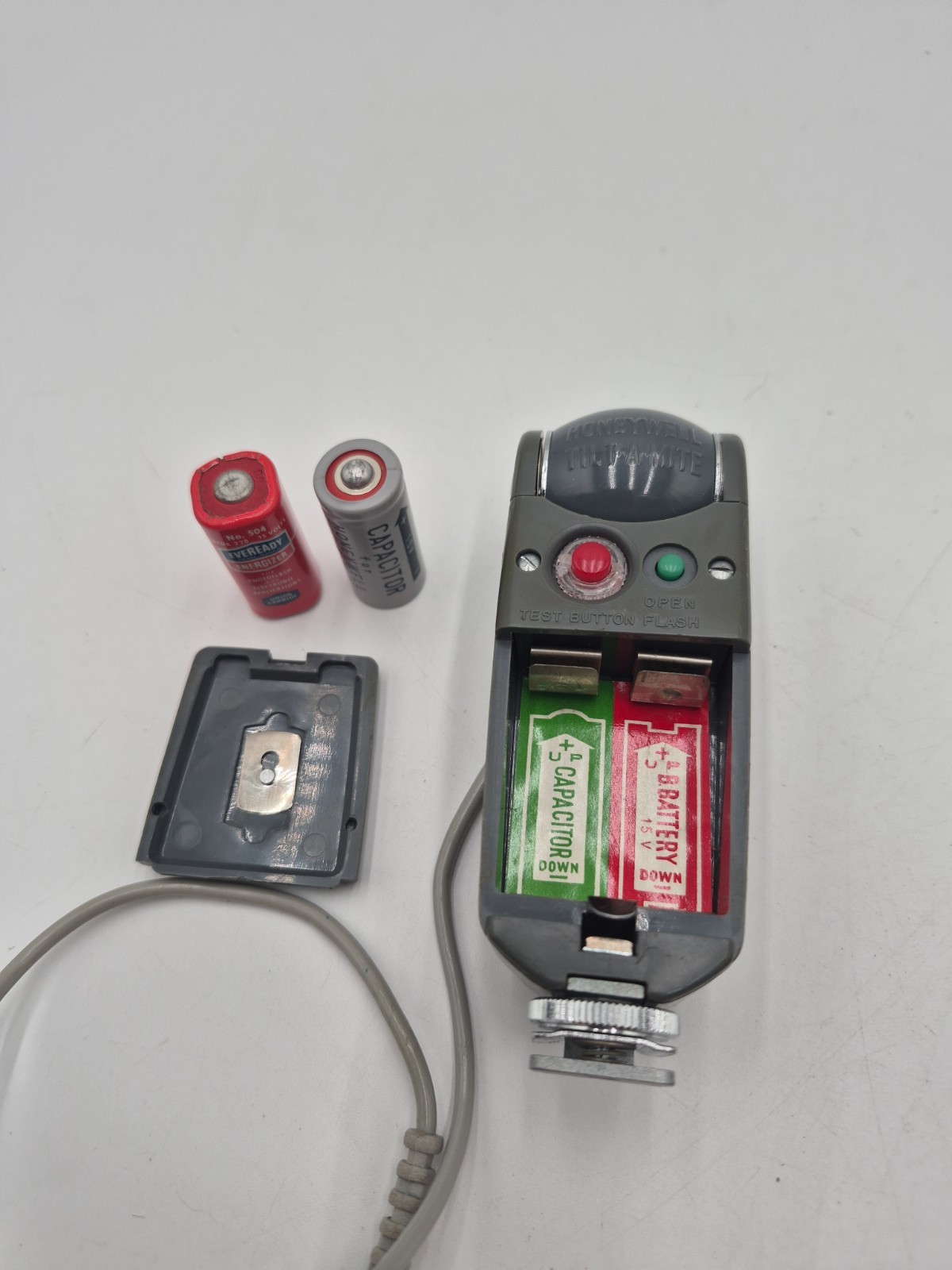 Honeywell TILT-A-MITE Camera Flash Unit Collapsible Fan Style w/Capacitor Untest