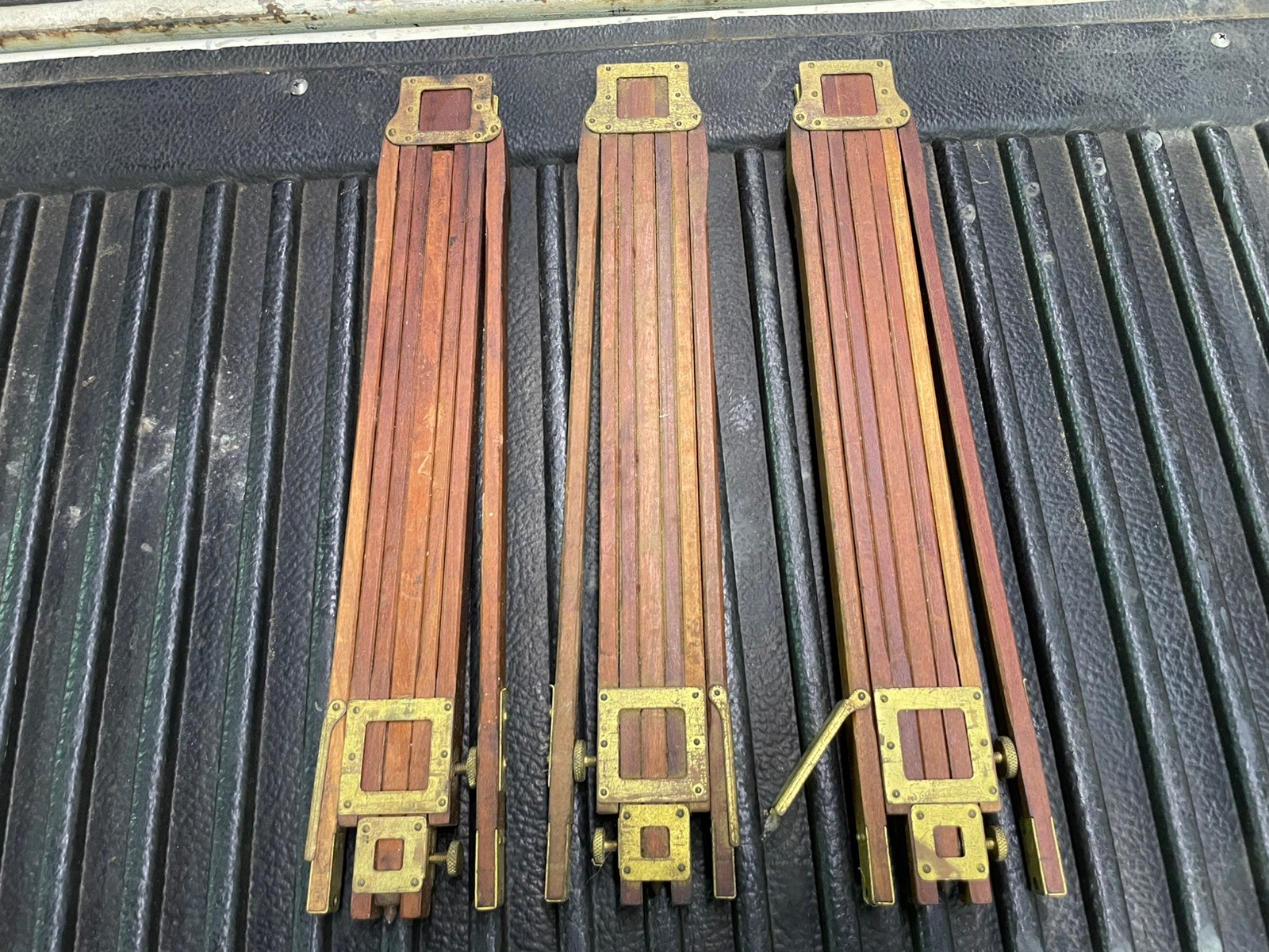 Folmer Graflex Corp Crown Tripod No. 1 Antique 1903 Tripod Legs