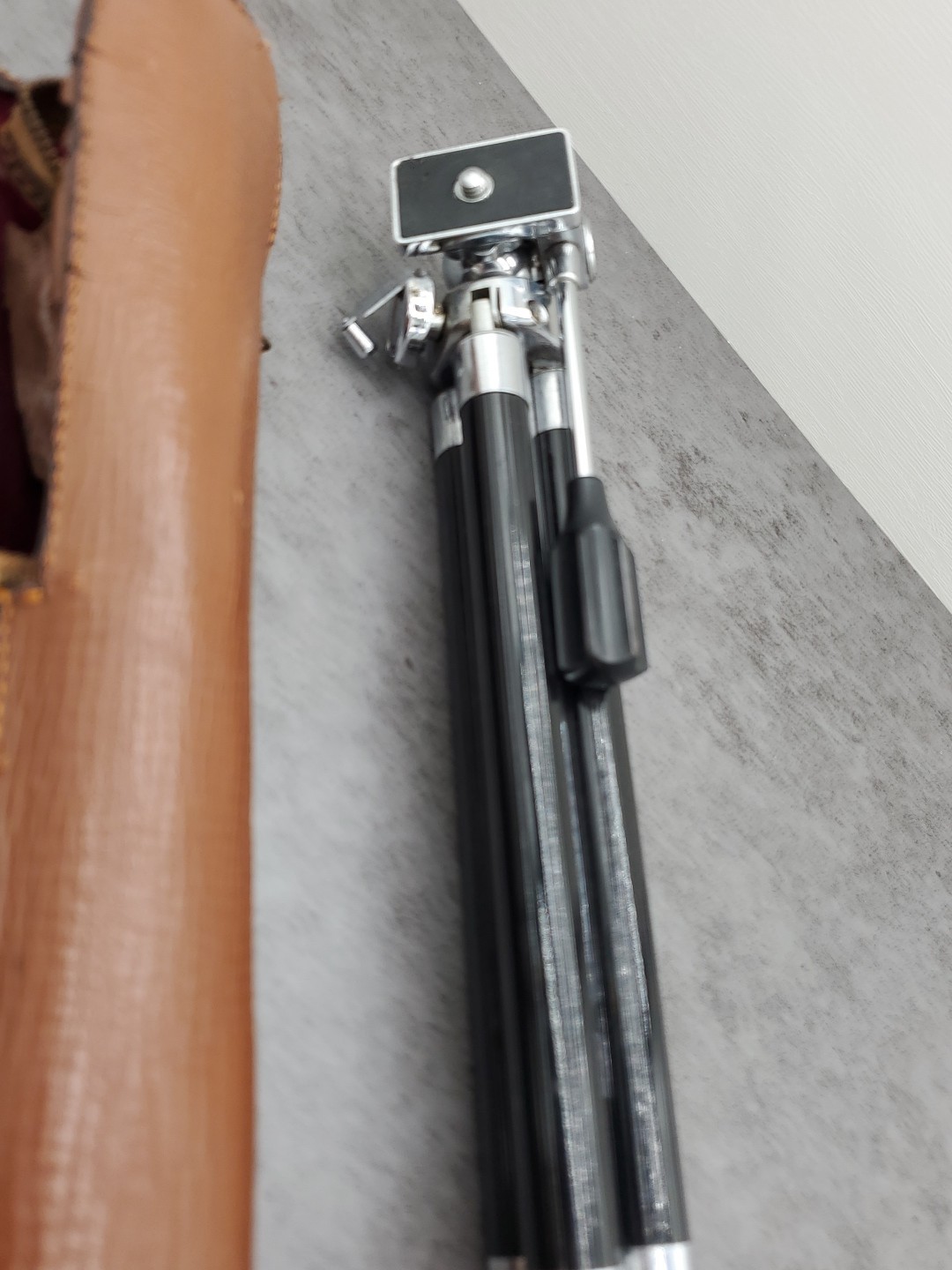 Vintage Brockway Black Chrome Camera Retractable Tripod 8″- 42”