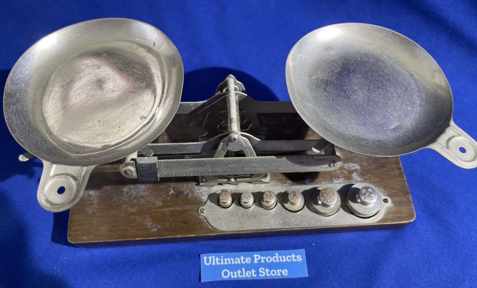 Kodak Studio Scale ⚖️with 6 Metric Weights and 2 Pans