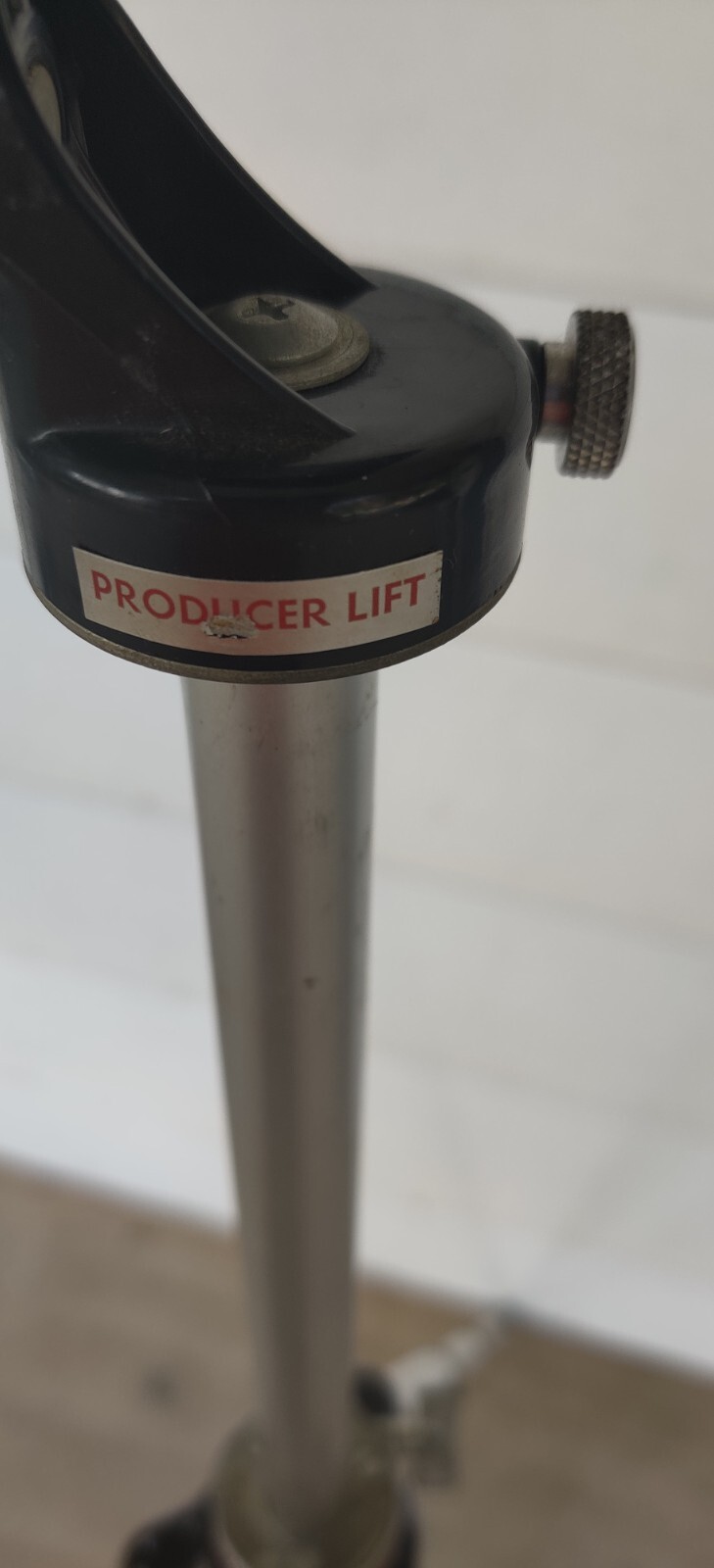 Vintage Hollywood Producer Lift Model Camera Tripod Works Great w Original Box