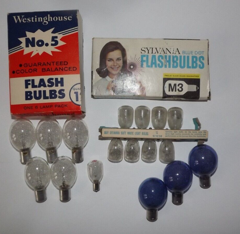 Vintage Lot Westinghouse Sylvania Flashbulbs Photo Flash Bulb 17Total Bulbs