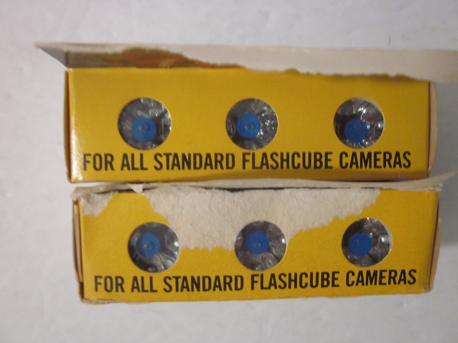 Vintage Sylvania Blue Dot Flashcubes for Camera (2) 3 Pack Cubes 12 Flashes Box