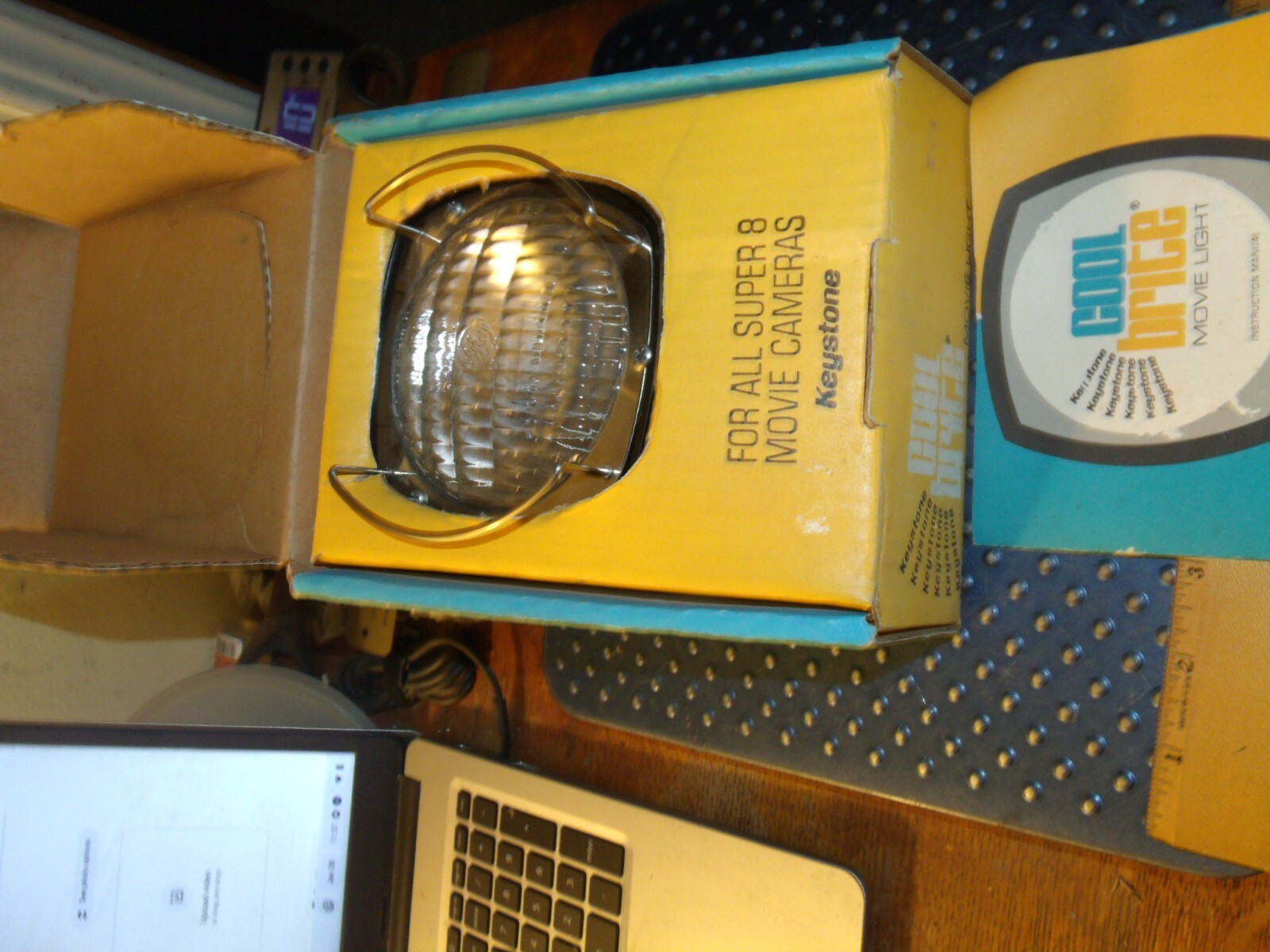 Vintage Keystone Cool Brite Super 8 Movie Light, Model: E-36487-4, Tested & Work