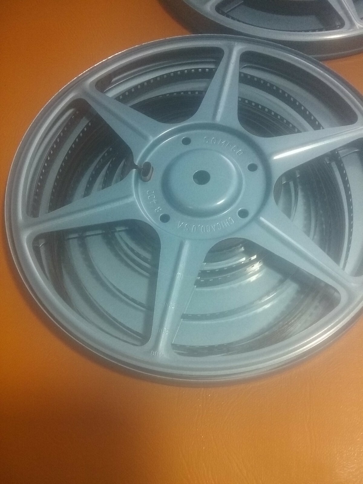Vintage Compco 7″ Reelane Metal Film Reel 8mm Lot of 3 AQUA Blue Green with film
