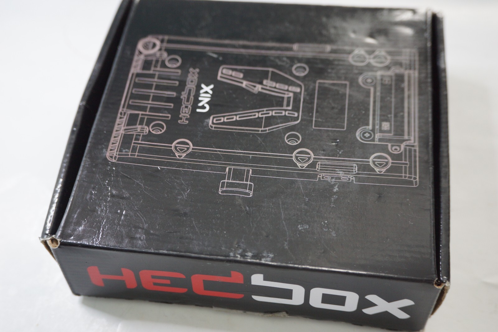 HEDBOX UNIX-7V2, V-Mount adapter plate for V-Lock Batteries .