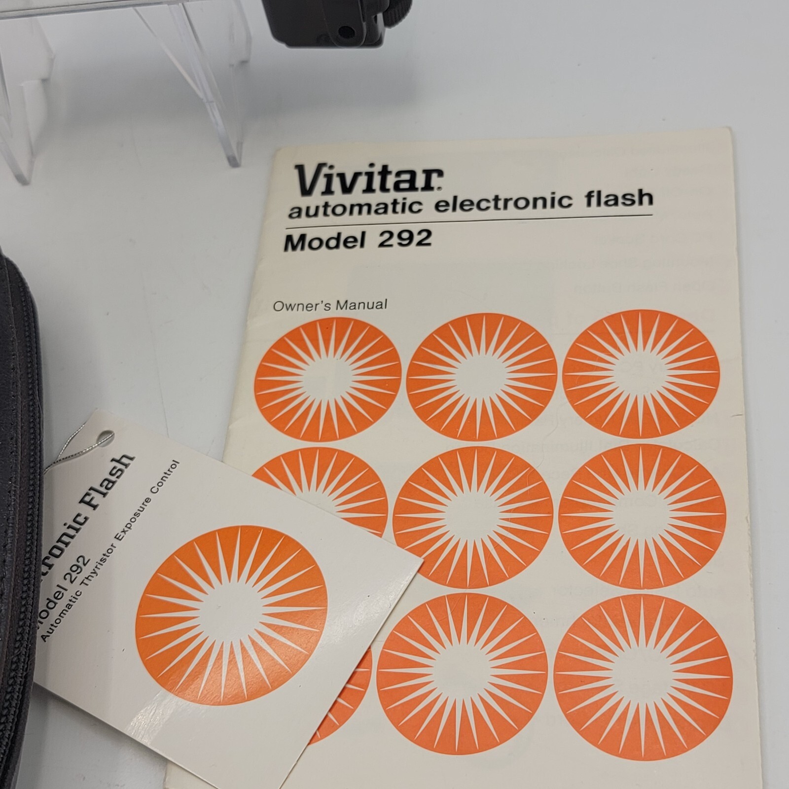 Vivitar Auto Thyristor Model 292 Camera Flash & 120VAC Wall Charger Case Manual