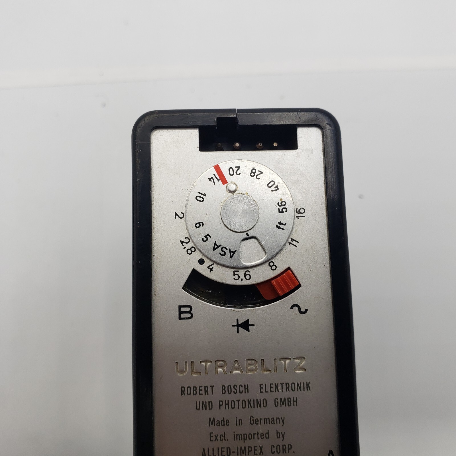 Vintage Bauer E200 AutoBlitz / UltraBlitz Flash With Plug , Made In Germany