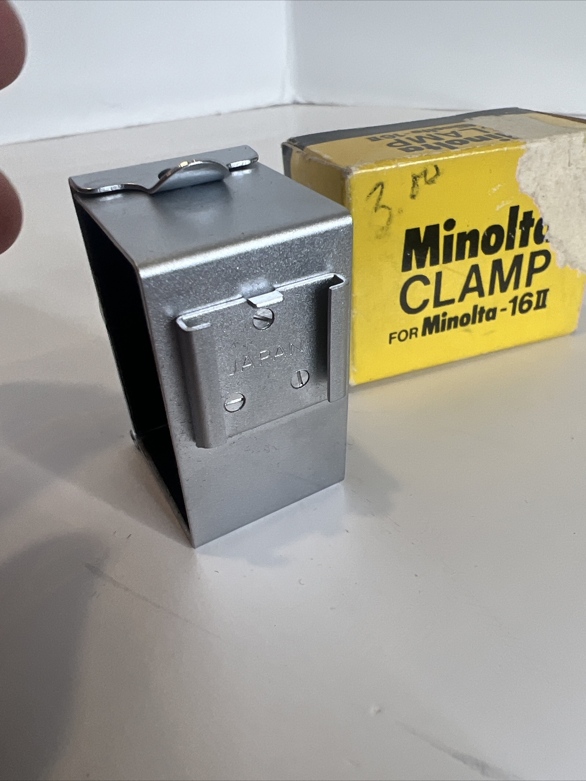 Genuine Minolta Accessory Tripod Shoe Clamp for Minolta 16 P, EE & EE II -Japan