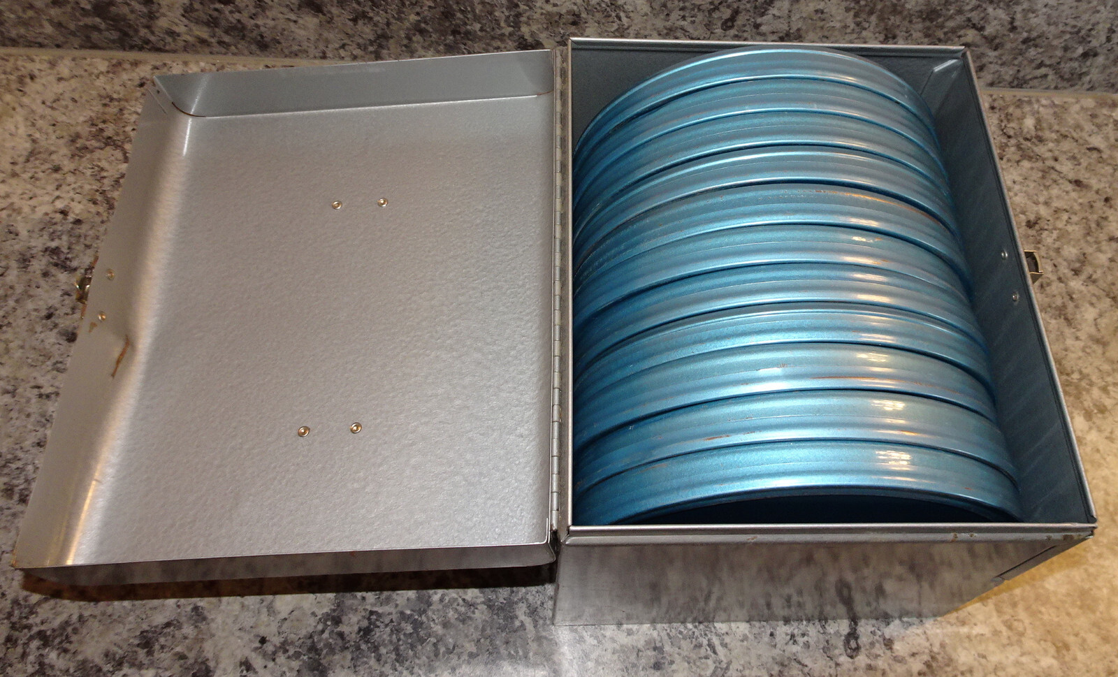 LOT OF 11 Compco Corp Chicago USA 400ft 7″ Metal Film Movie Reel W/ STORAGE *