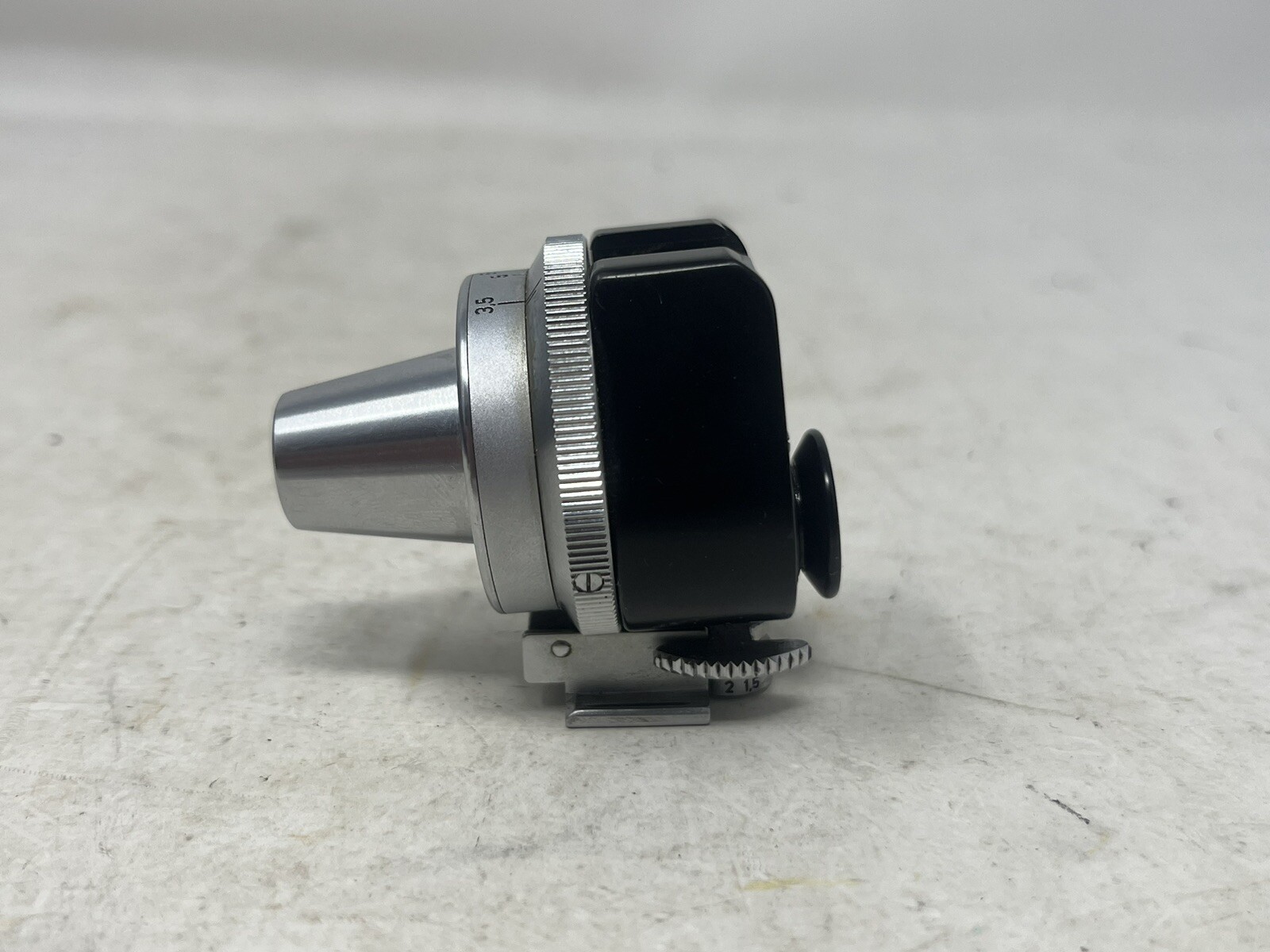E.LEITZ WETZLAR BLACK UNIVERSAL VIEW FINDER FIT LEICA RANGEFINDER | Read Desc.