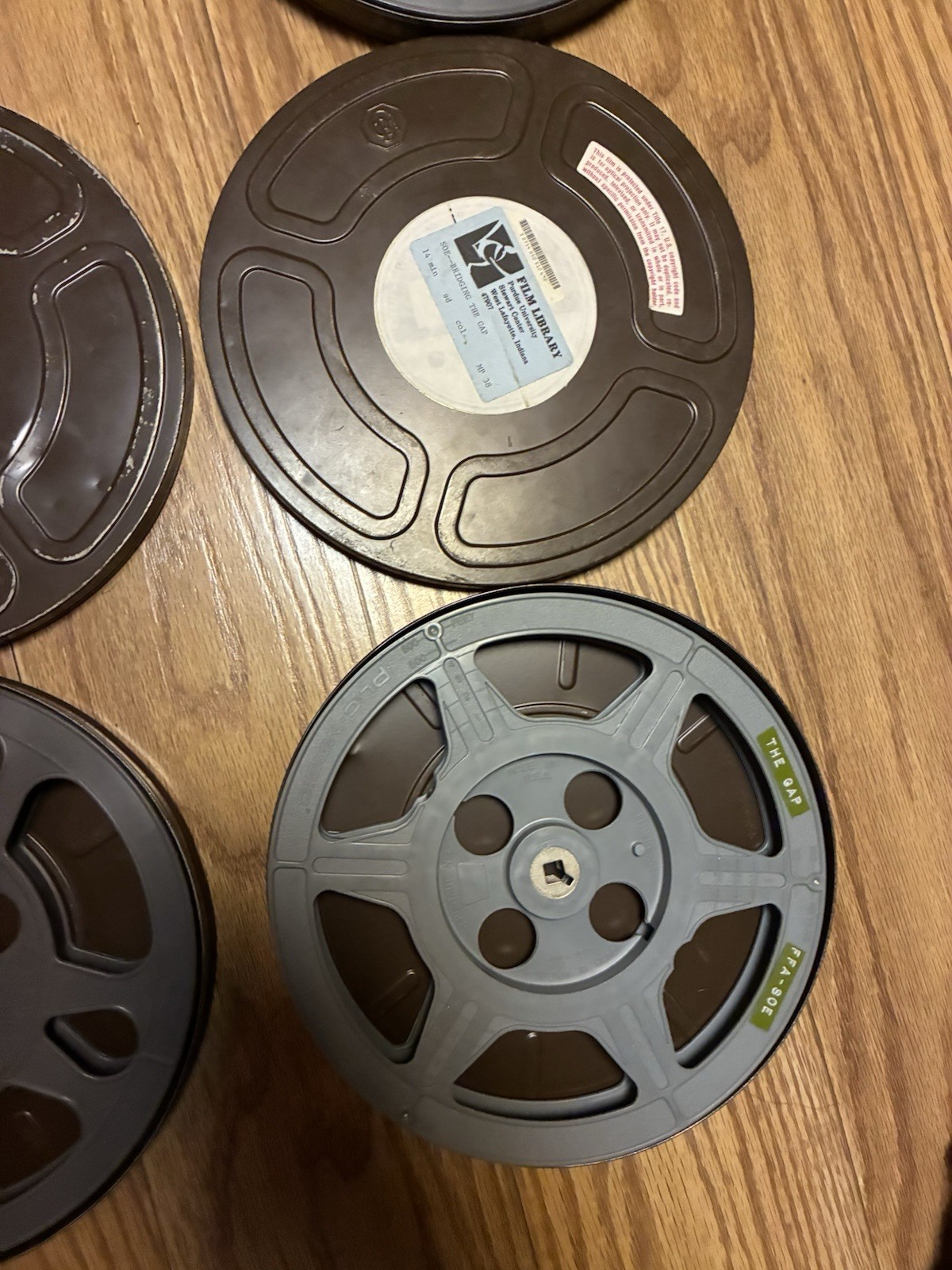 Lot Of 4 GOLDBERG BROS Steel 16mm Film Cans & Plastic Reels 9.5”