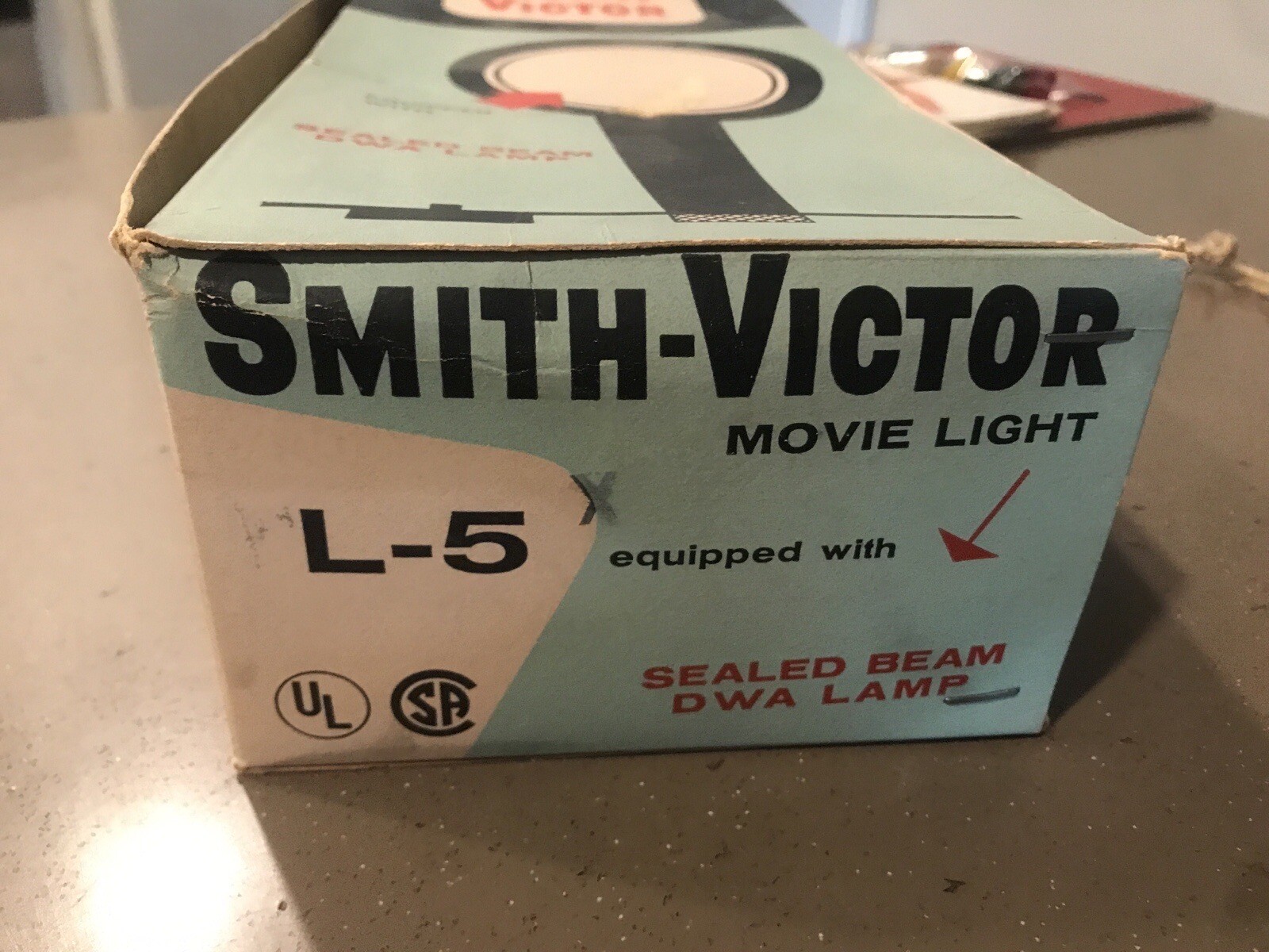 Smith-Victor Model L-5 Compact Movie Light Vintage 1962 Tested Works