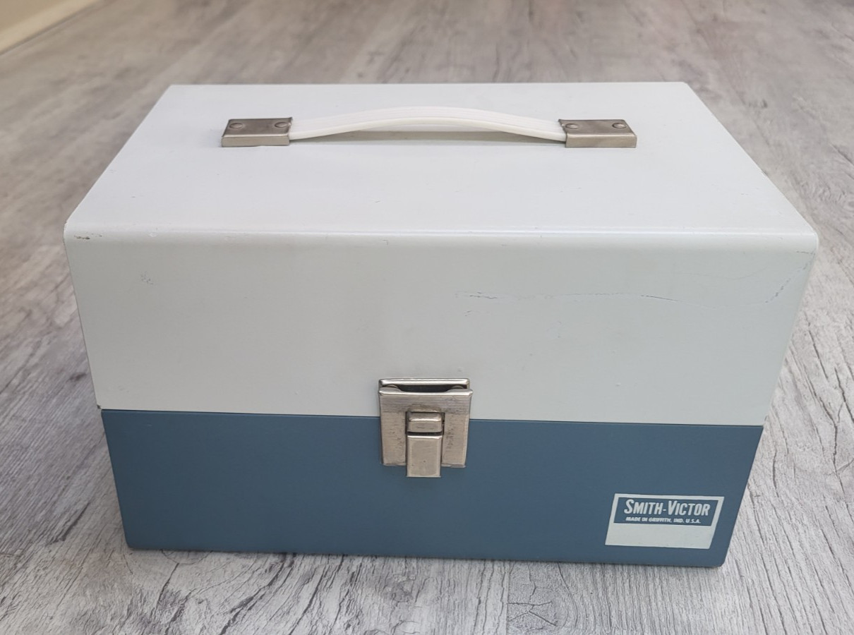 Vintage Smith Victor Home Movie 12 Reel Storage Metal Carry Case