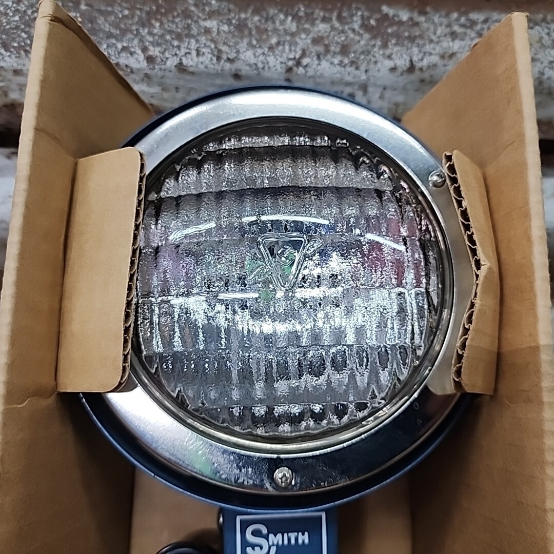 Vintage 1962 Smith-Victor L-8 Compact Spot Light Floodlight Movie Light NOS