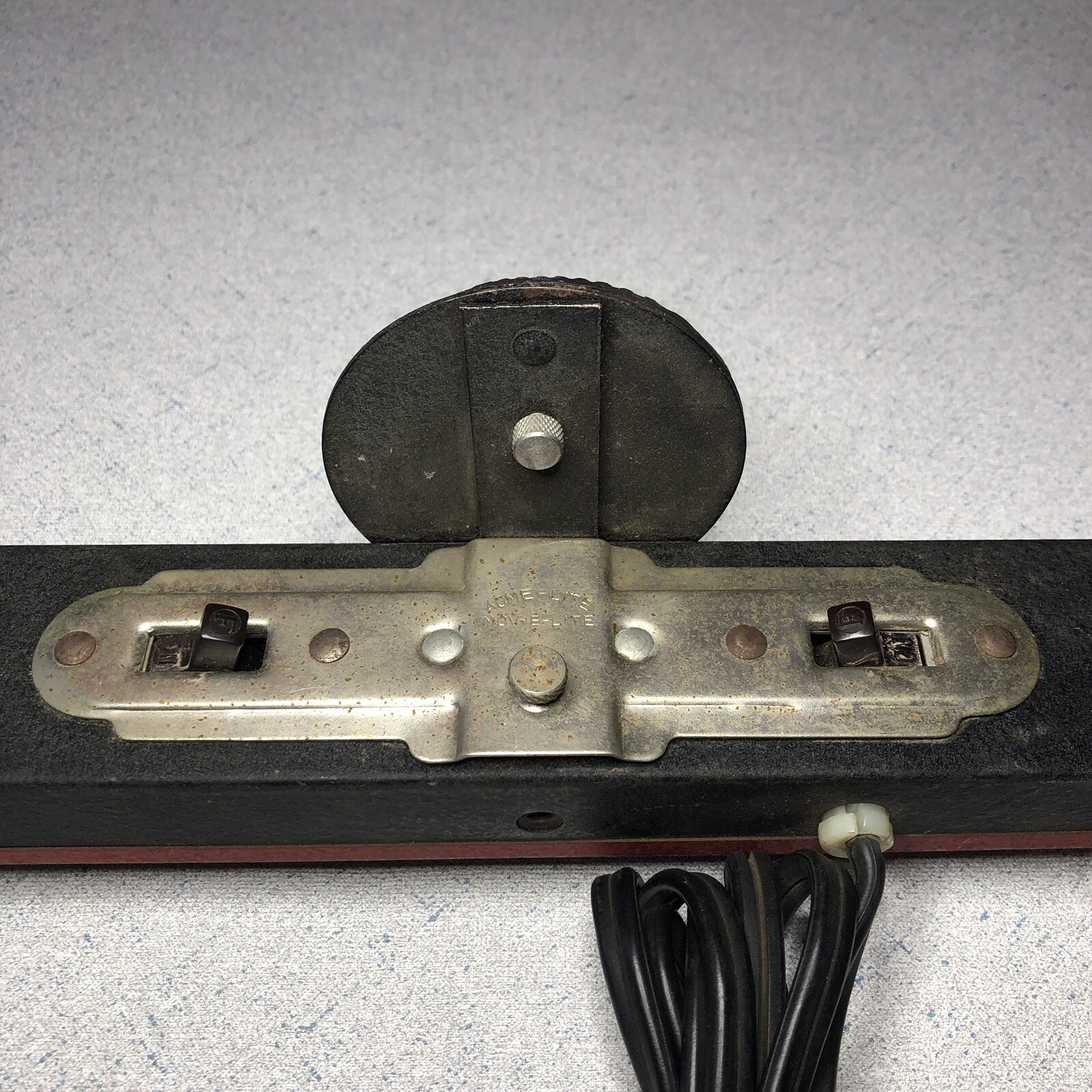 Acme-Lite Mov-E-Lite 4 Light Bar Red Black Made In Chicago Tested Works Vintage