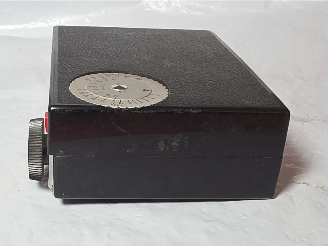 Vintage Gold Crest SR-33 Solid State Flash For Cameras 1970s Untested