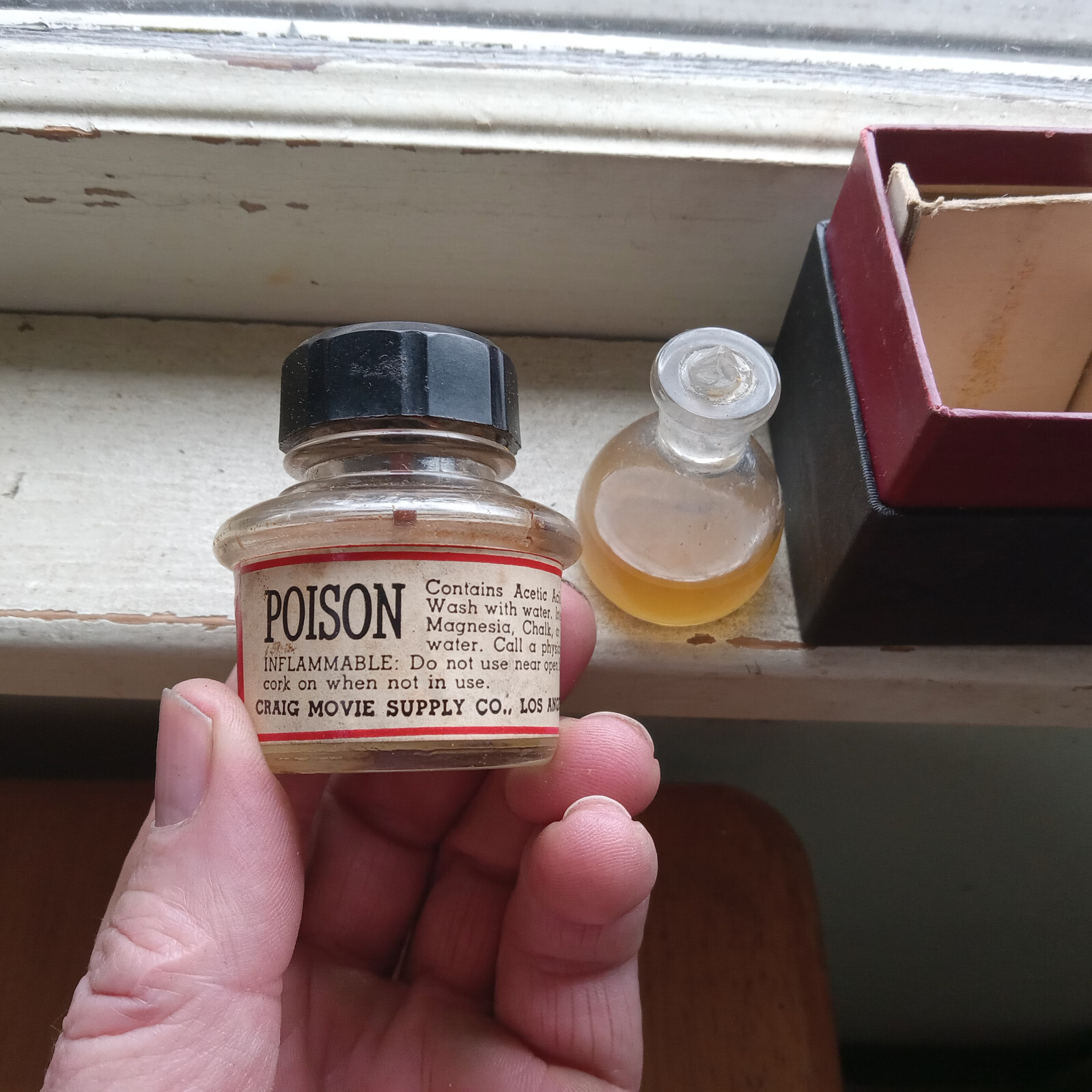 KODASCOPE FILM SPLICING OUTFIT EASTMAN KODAK CO BOTTLES ETC IN ORIGINAL BOX