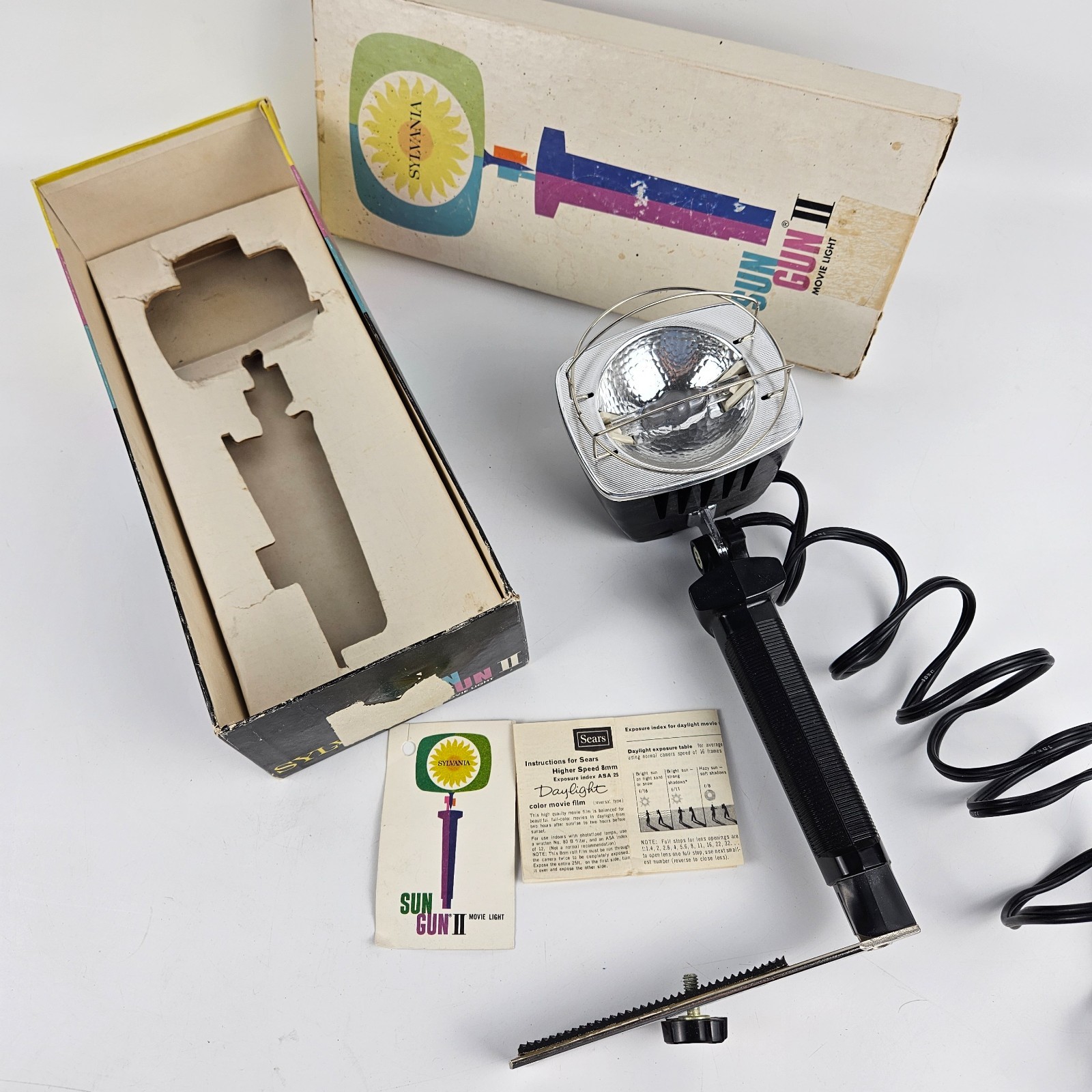 Vintage Sylvania Sun Gun II Movie Light SG-55 W/Original Box, Manual & Working