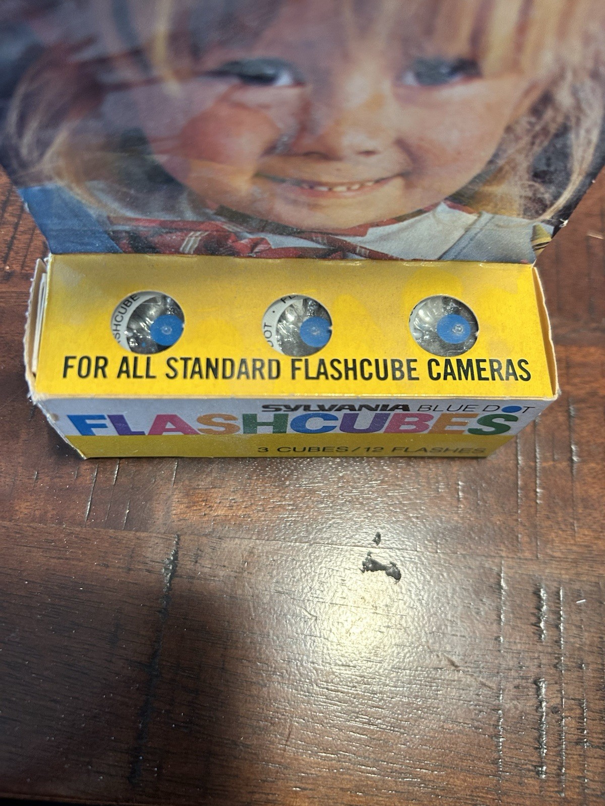 Sylvania Blue Dot Flashcubes Camera Flash Cubes 3 Pack 12 Flashes