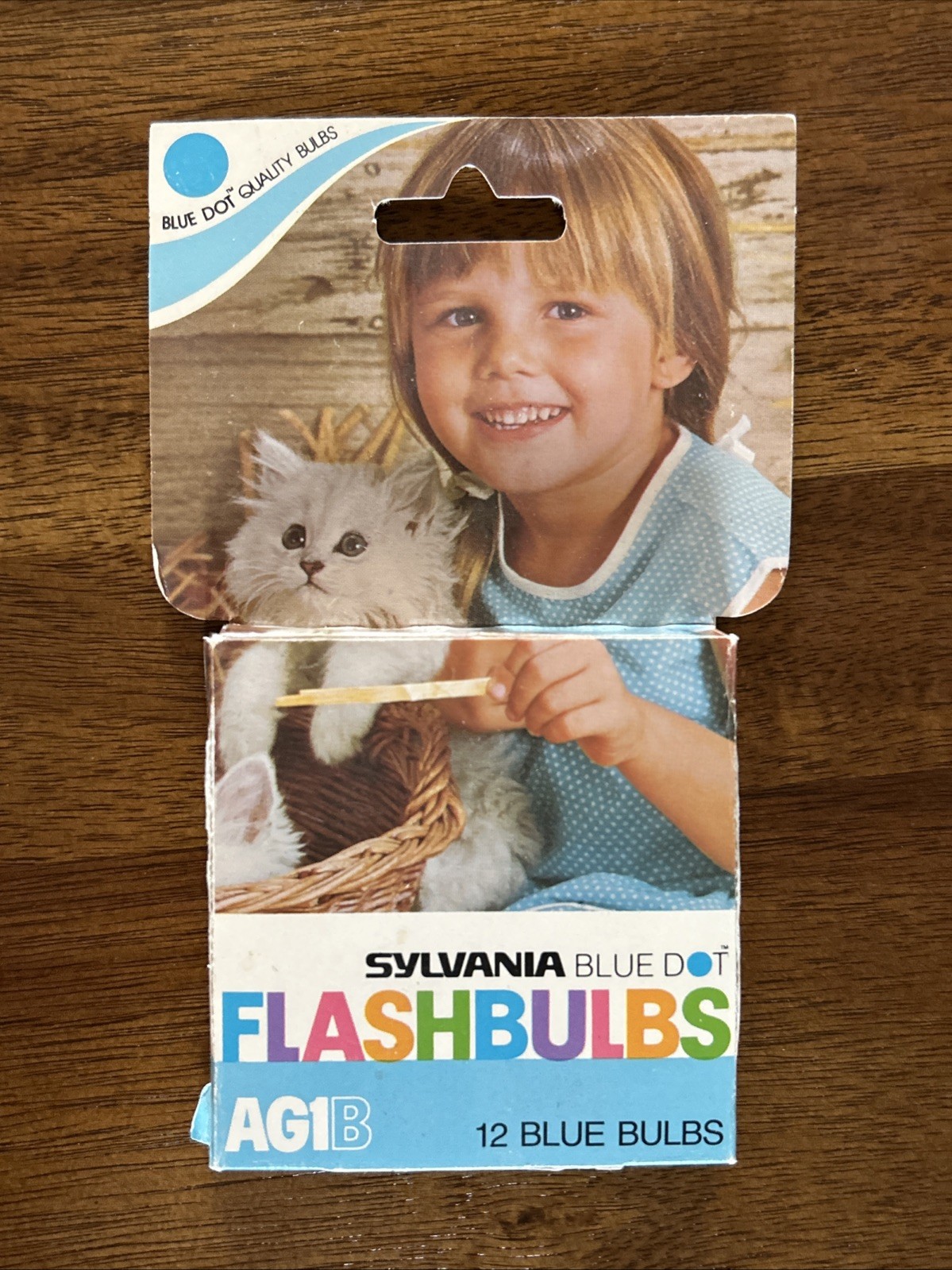Vintage Sylvania Blue Dot Flash Bulbs AG1B – Box of 12 Blue Bulbs NIB