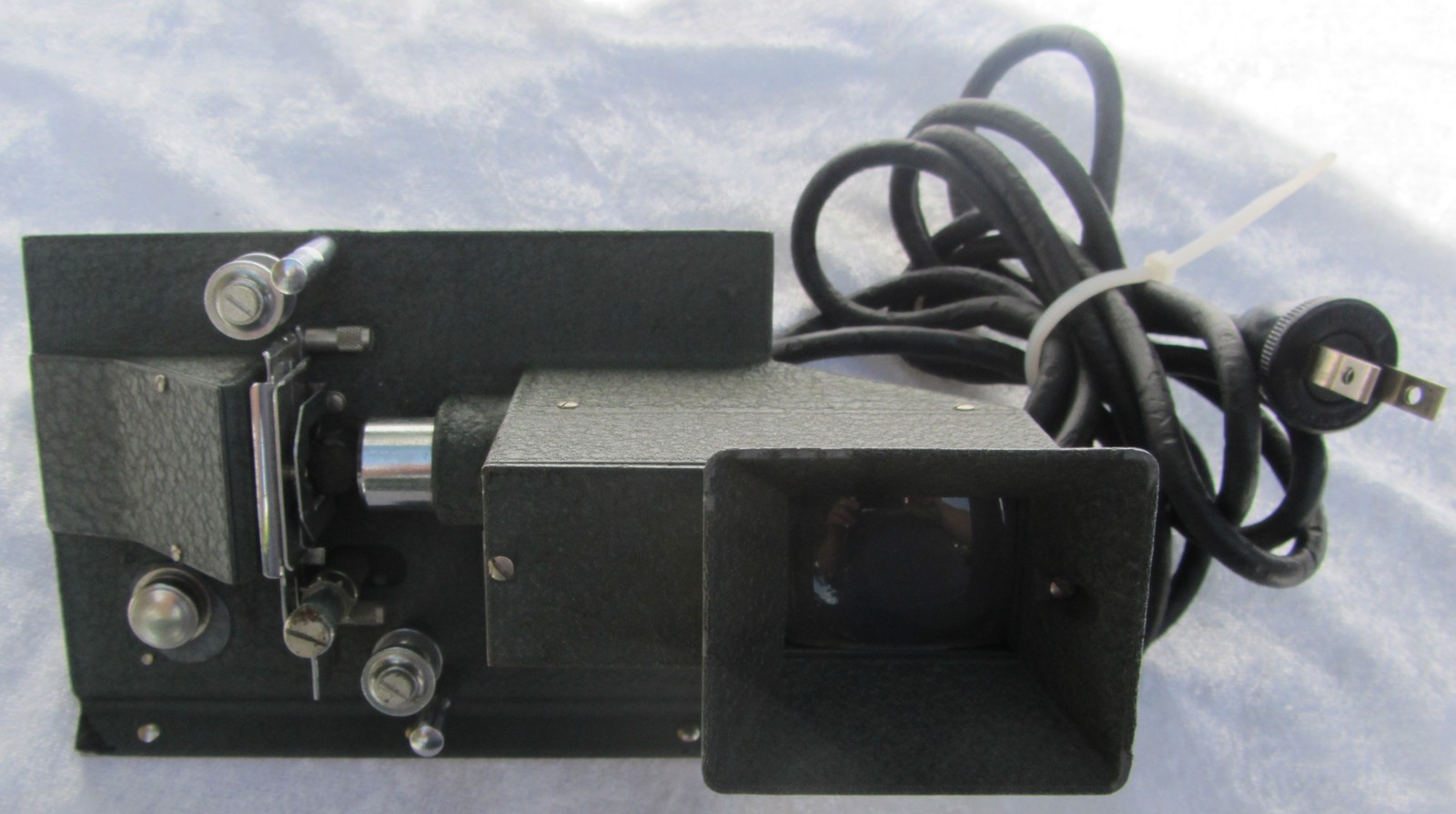 “CINE” “KODAK” 8 MM FILM EDITING VIEWER – “MODEL B8” PERFECT 4 THE CUTTING ROOM