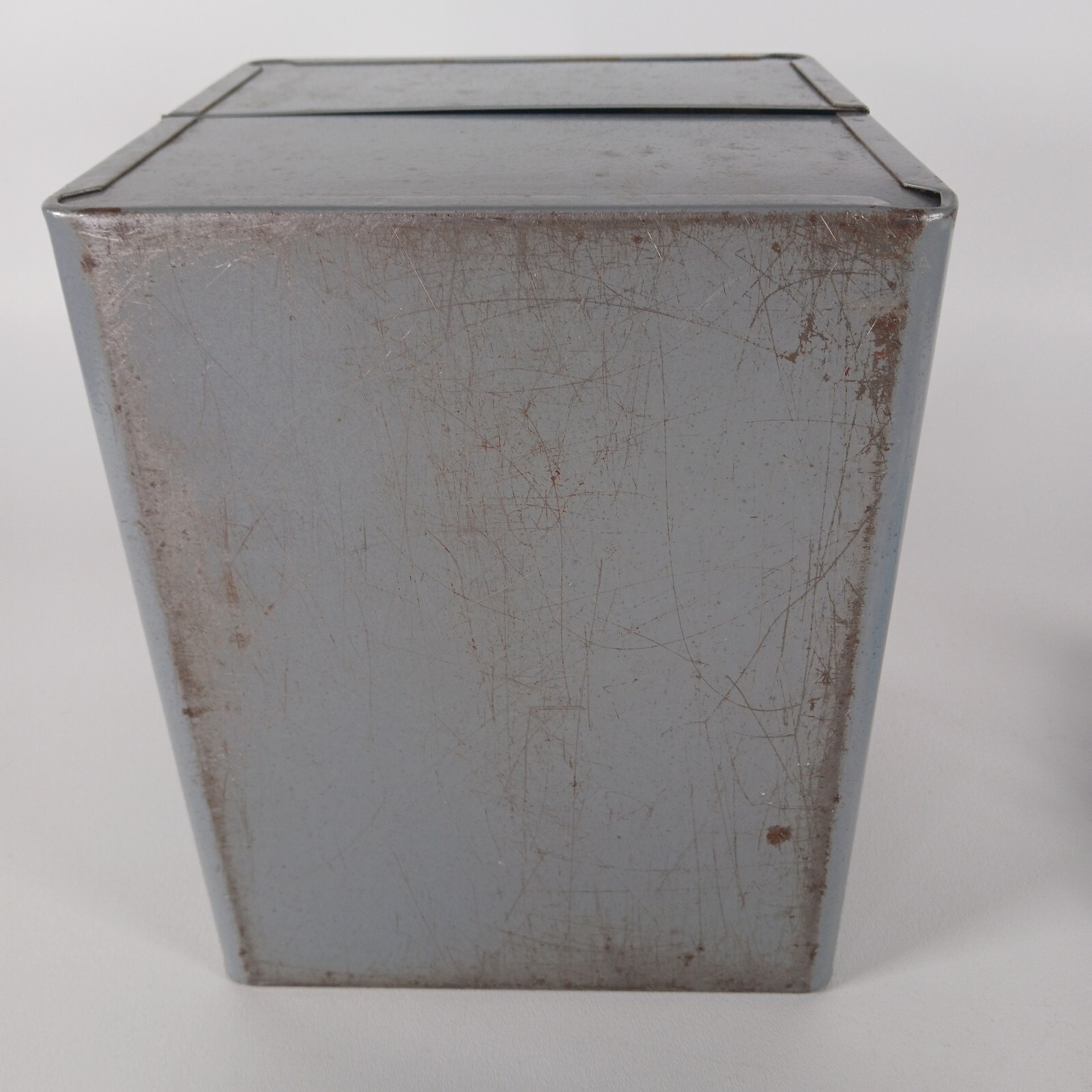 Vintage 50s Brumberger All Metal Movie Reel Box W/ 10 Empty Lafayette Cases