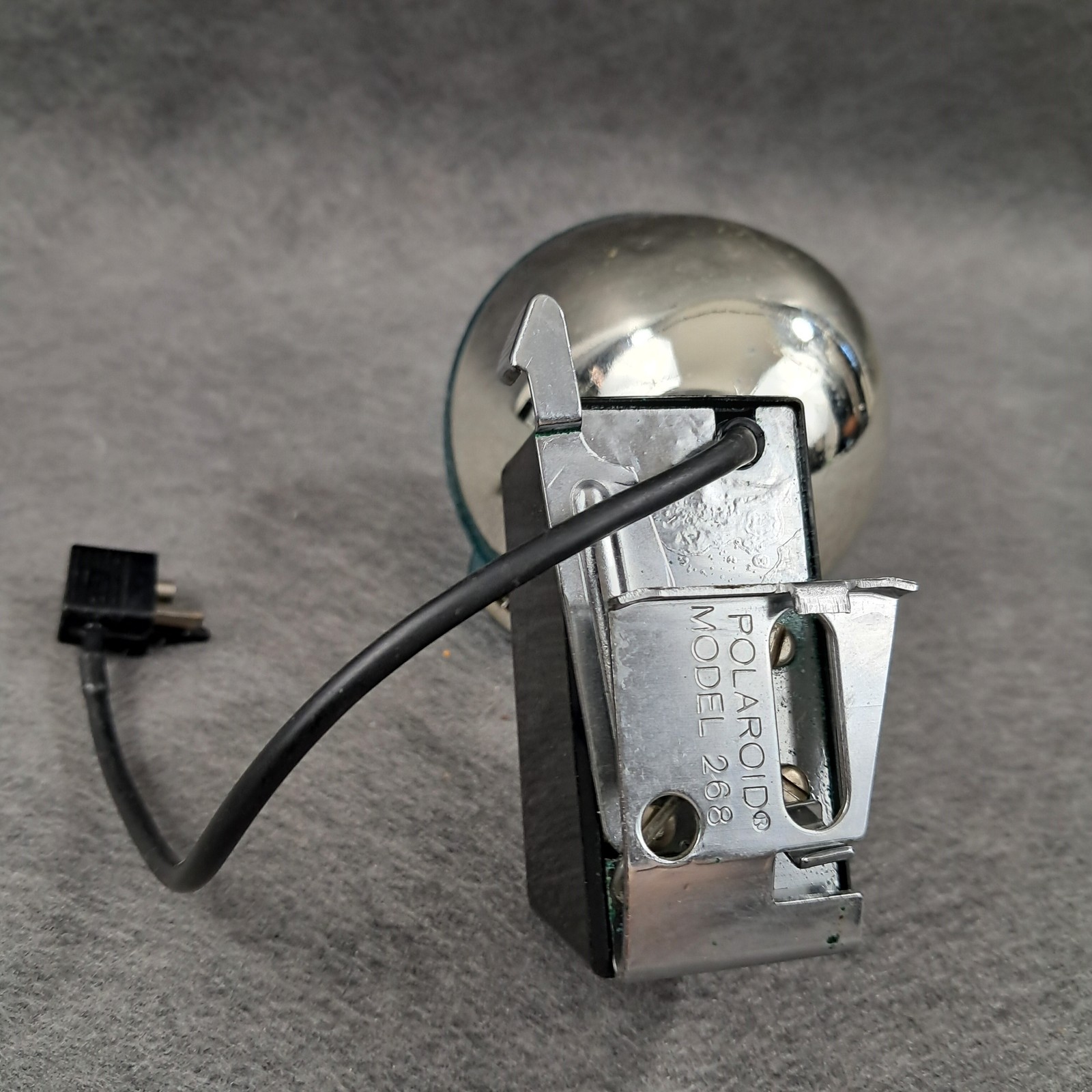 Polaroid Model 268 Flash For Land Camera, M3 Bulb, Tested, Clean, Working