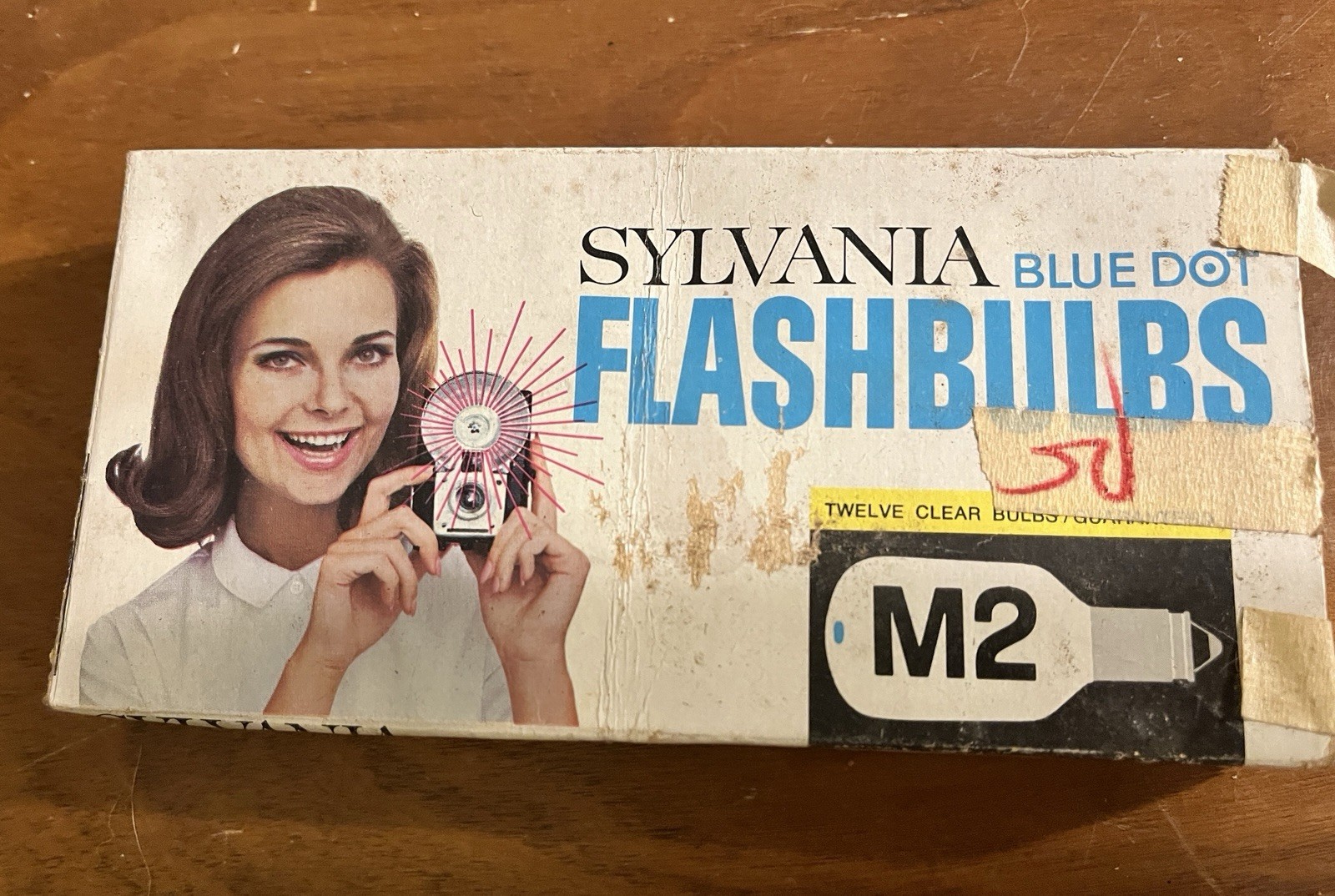 Vintage Sylvania Flashbulbs Blue dot DC-M-1B Lot Of 36 Bulbs- New Old Stock