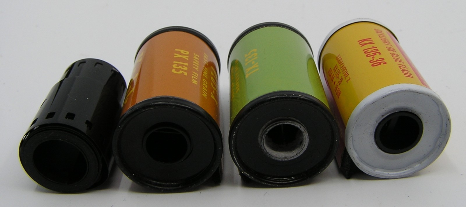 10 Vintage Kodak Embossed 35 MM Metal Tin Film Empty Canisters & 4 Films