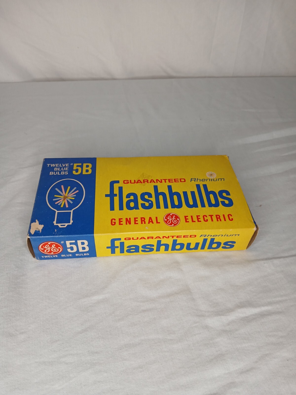 Vintage General Electric GE 5B Blue Camera Flash Bulbs – 3 Bulbs Total